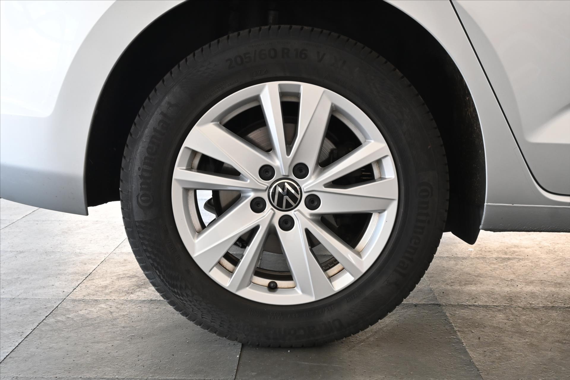 Hlavní fotografie vozu Volkswagen Touran 2,0 TDI 110 kW Comfortline Záruka až 5 let (33)