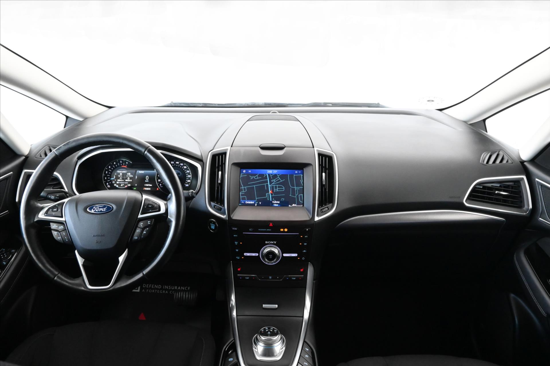 Hlavní fotografie vozu Ford S-MAX 2,0 TDCI 140kW Titanium AT8 Záruka až 5 let (11)