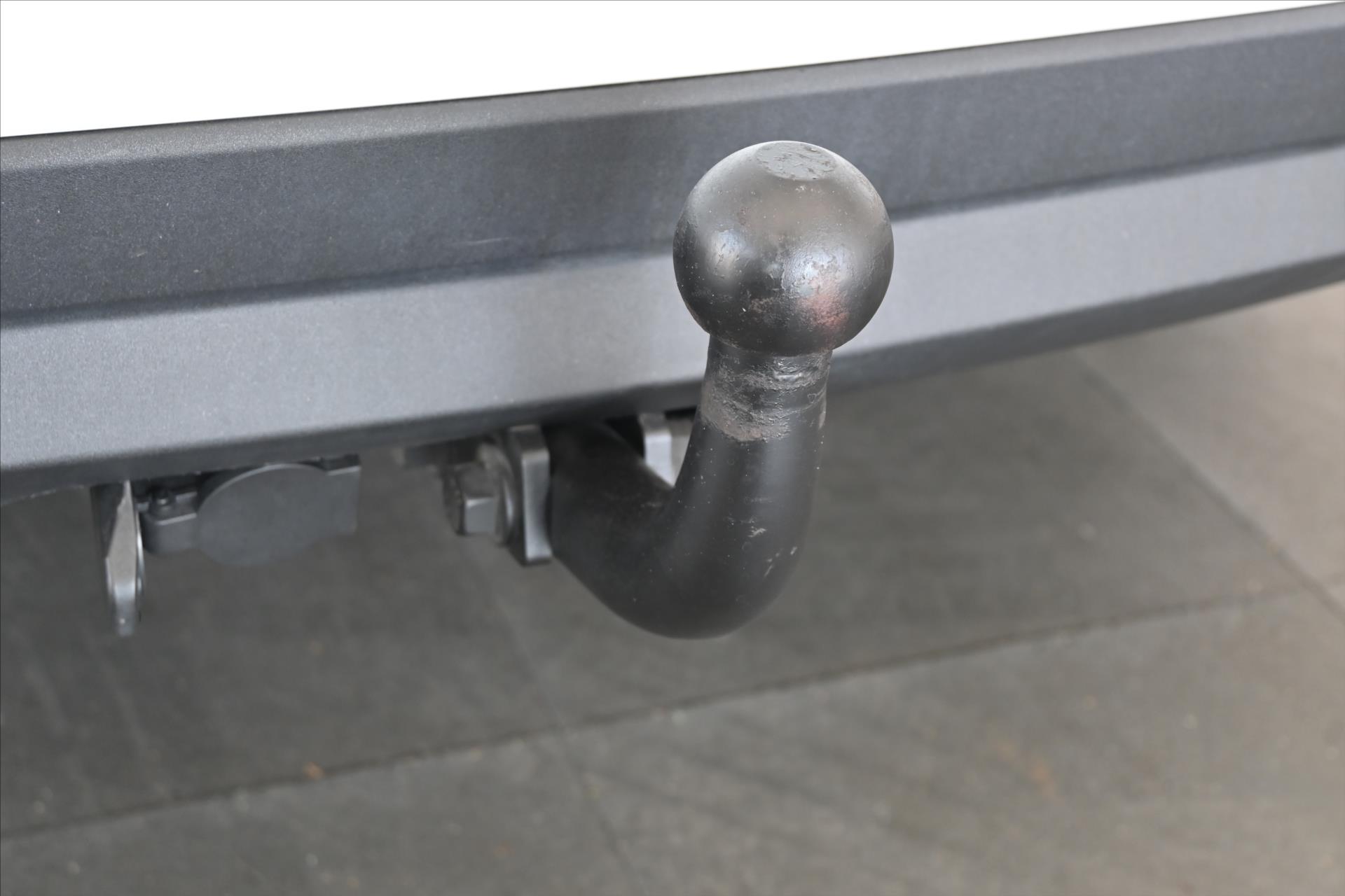 Hlavní fotografie vozu Ford S-MAX 2,0 TDCI 140kW Titanium AT8 Záruka až 5 let (30)