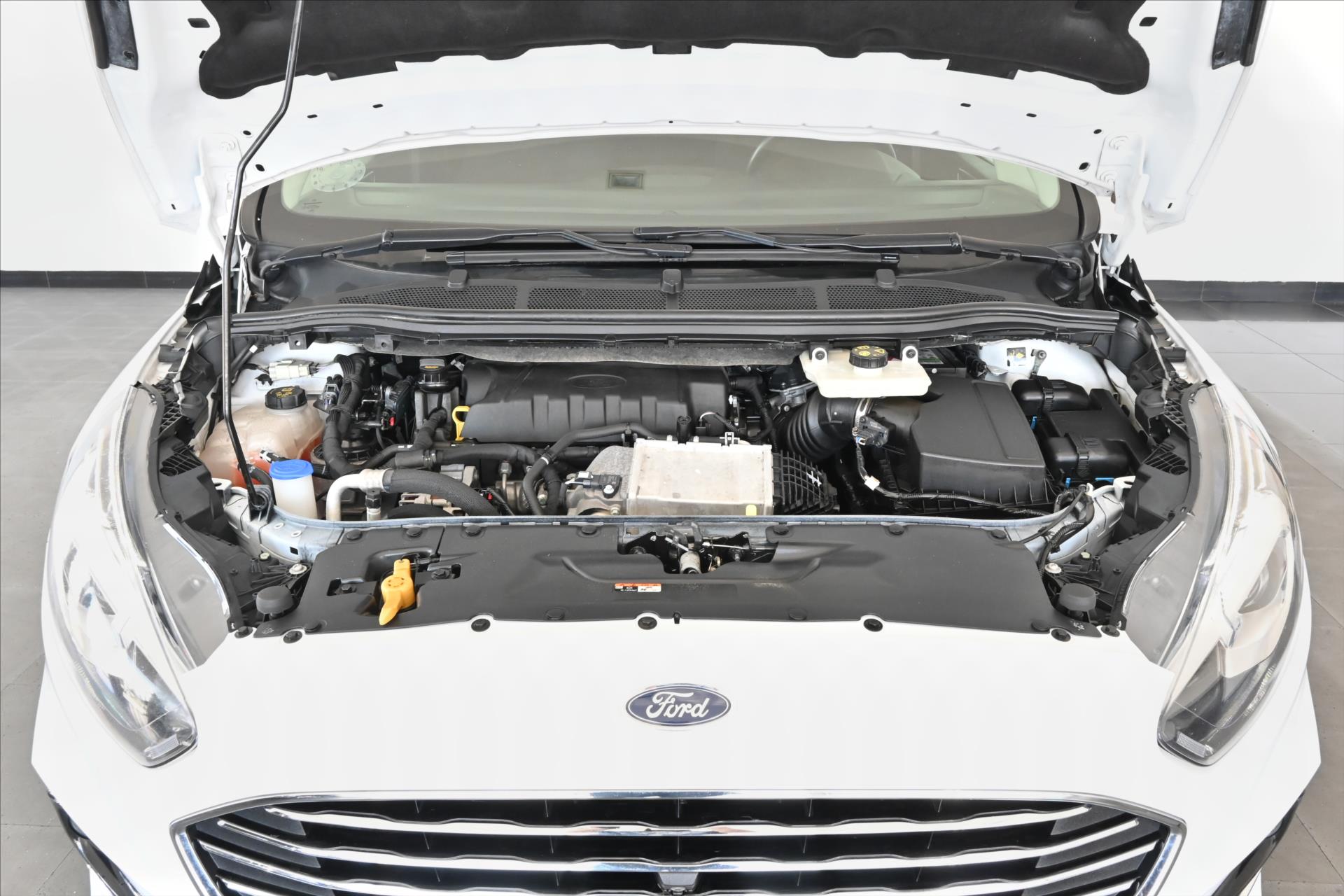 Hlavní fotografie vozu Ford S-MAX 2,0 TDCI 140kW Titanium AT8 Záruka až 5 let (5)