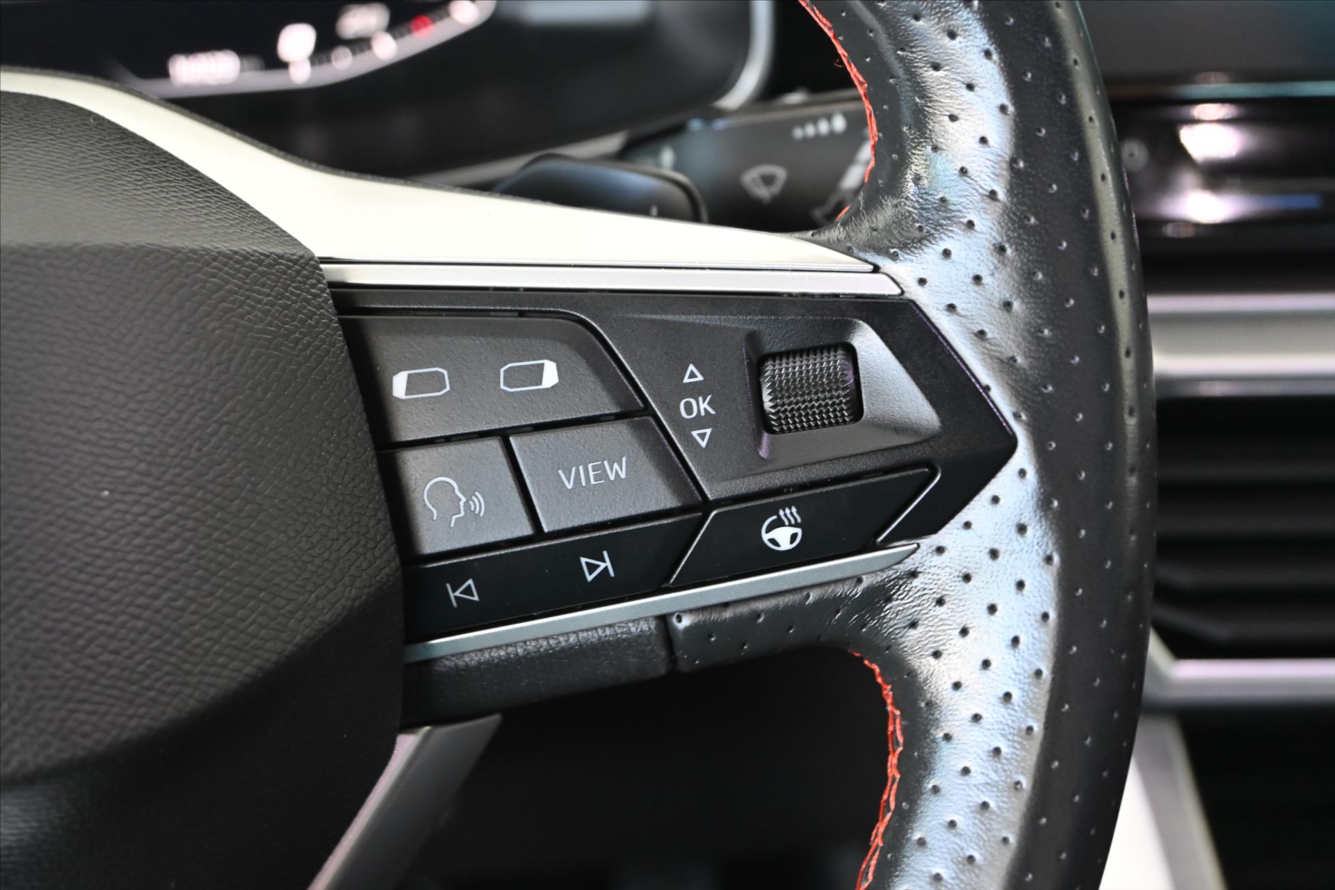 Hlavní fotografie vozu Seat Leon 2,0 FR TDI 110 kW DSG Záruka až 5 let (19)