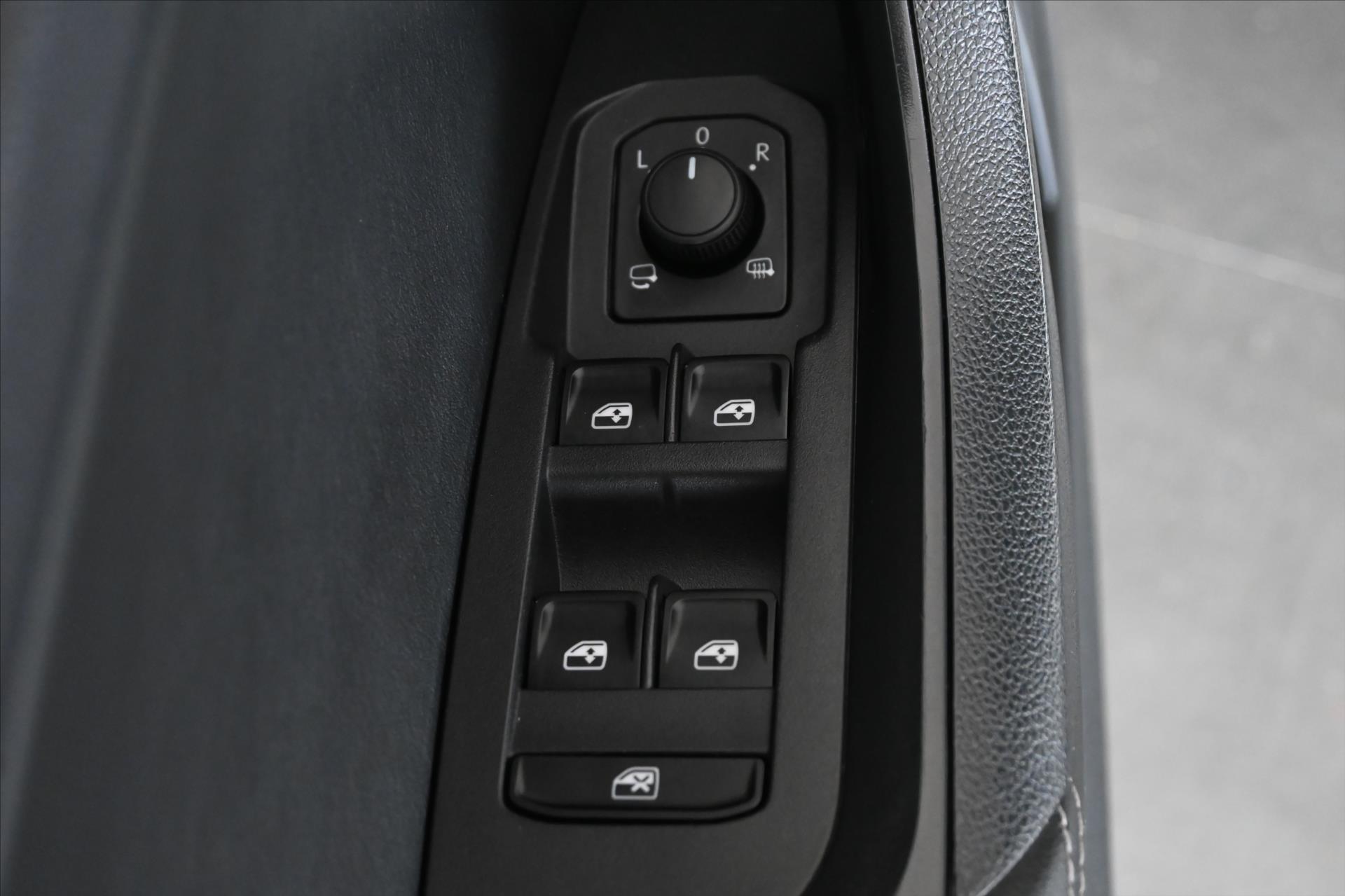 Hlavní fotografie vozu Škoda Kodiaq 2,0 TDI 147 kW DSG 4X4 Style Záruka až 5 let (25)