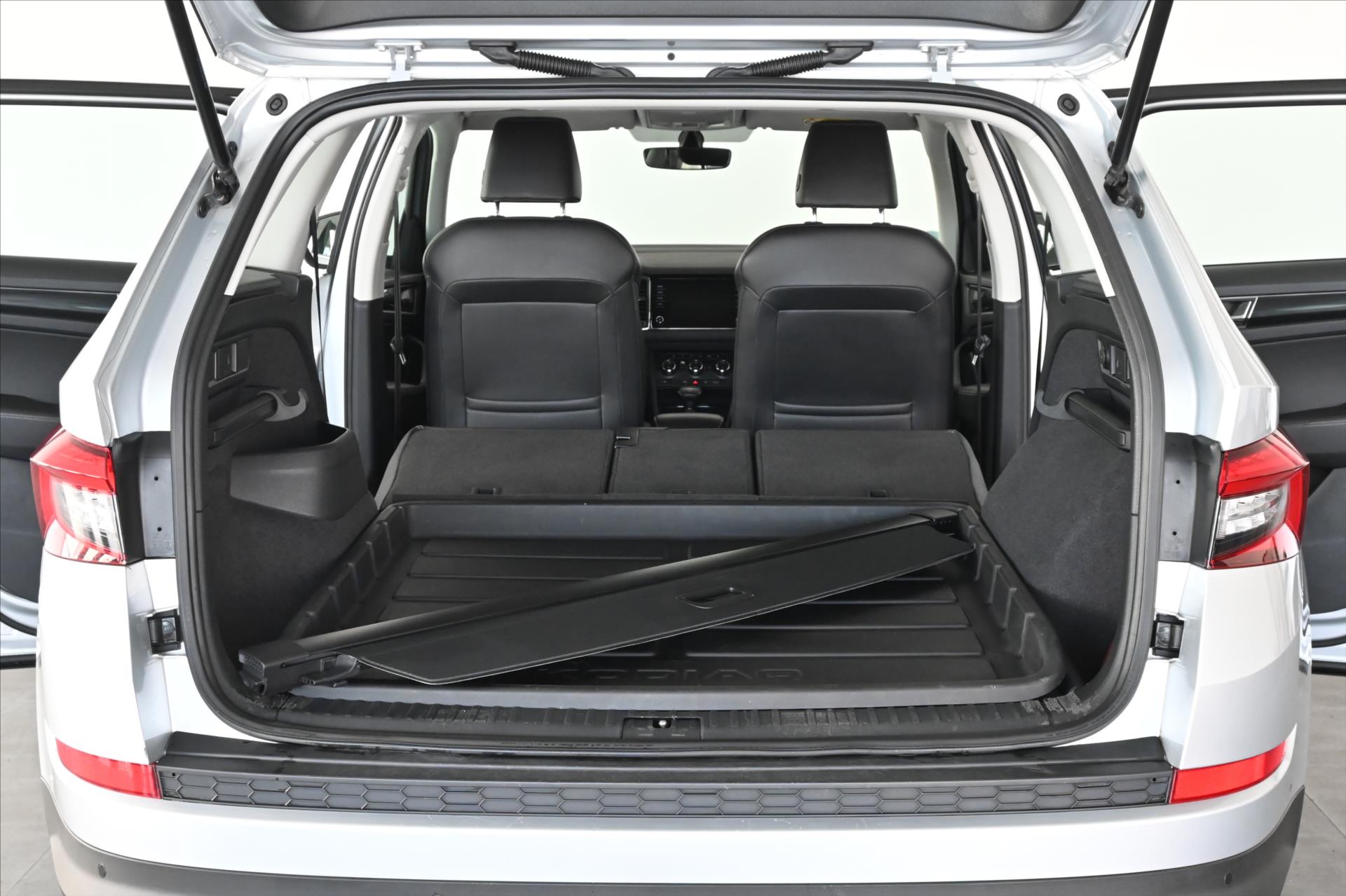 Hlavní fotografie vozu Škoda Kodiaq 2,0 TDI 147 kW DSG 4X4 Style Záruka až 5 let (7)