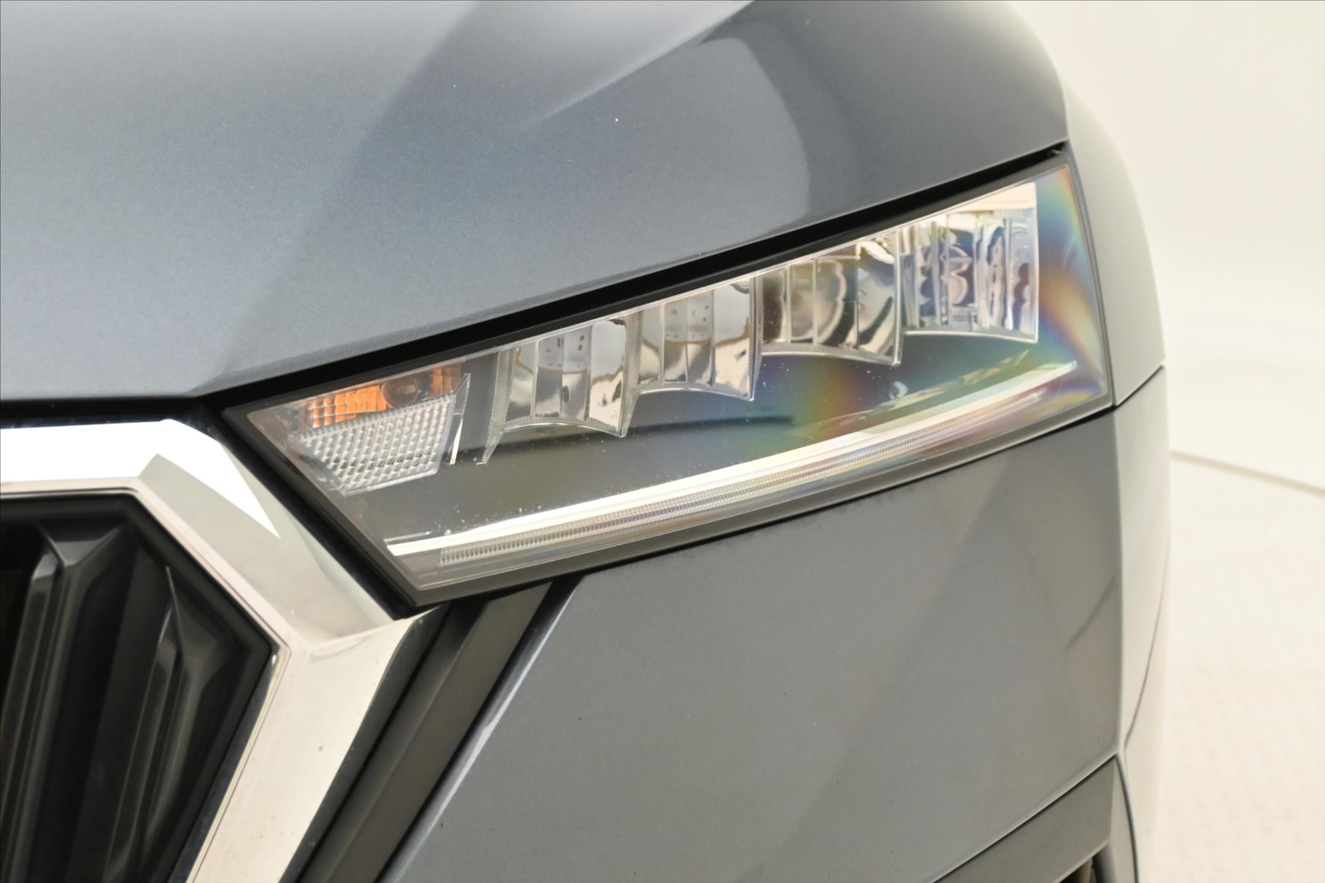 Hlavní fotografie vozu Škoda Octavia 2,0 TDI 110 kW DSG Business Záruka až 5 let (28)