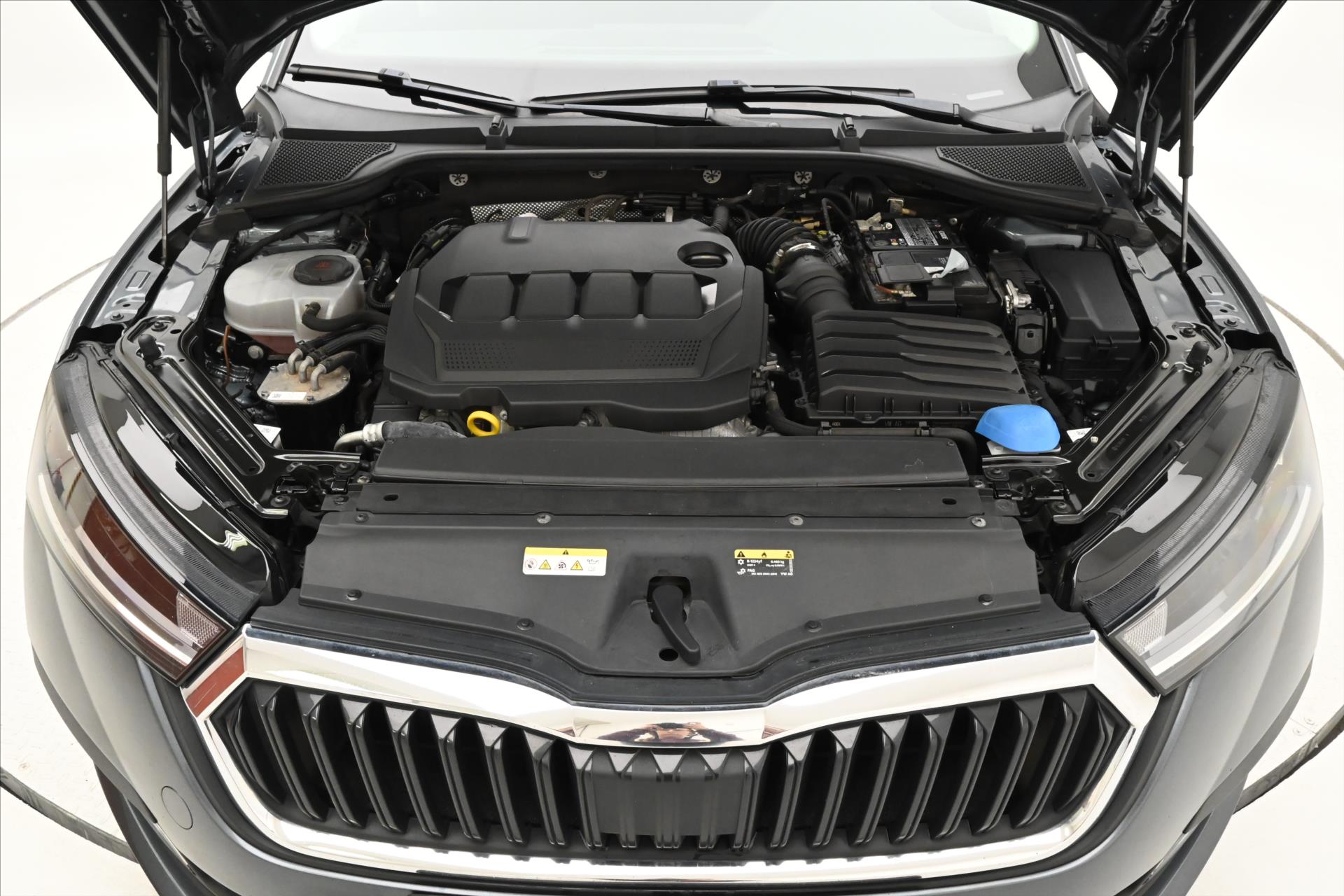 Hlavní fotografie vozu Škoda Octavia 2,0 TDI 110 kW DSG Business Záruka až 5 let (9)