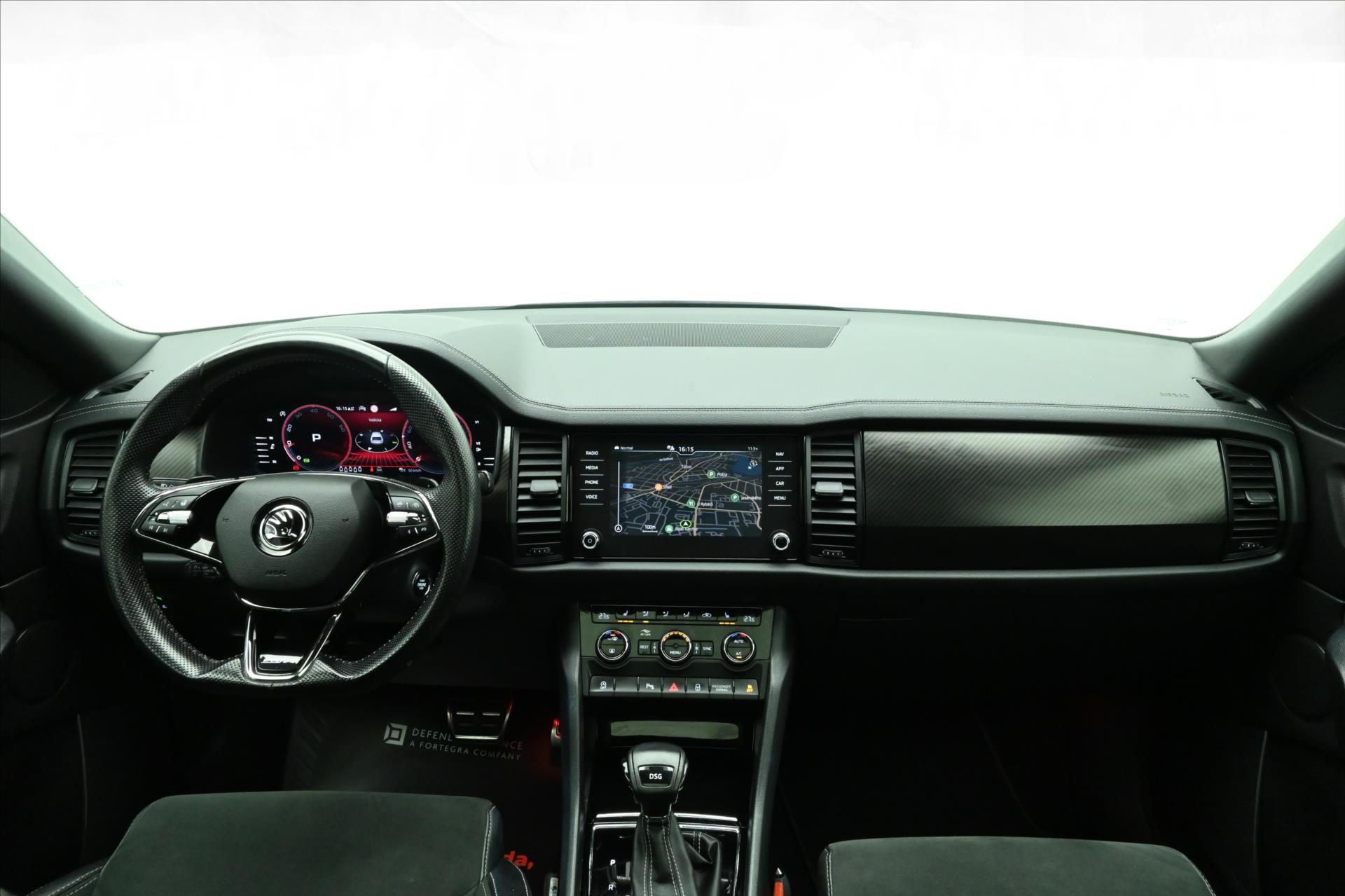 Hlavní fotografie vozu Škoda Kodiaq 1,5 TSi 110kW DSG 7míst SportLine Záruka až 5 let (16)