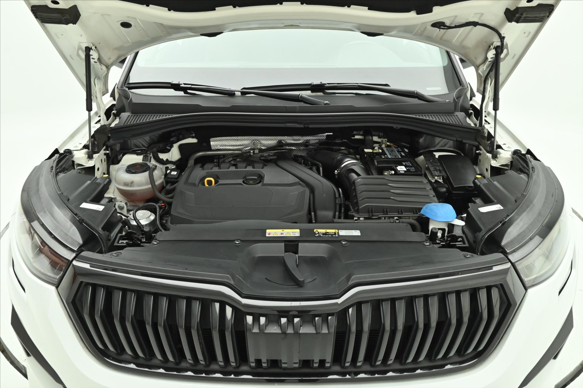 Hlavní fotografie vozu Škoda Kodiaq 1,5 TSi 110kW DSG 7míst SportLine Záruka až 5 let (9)