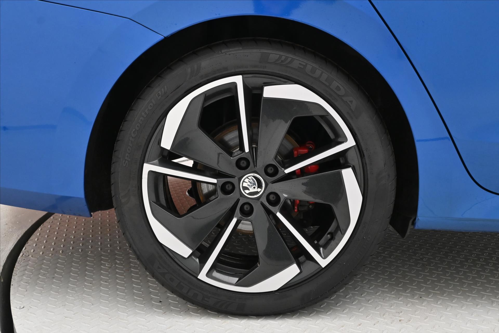 Main photo of the car Skoda Octavia 2.0 RS TDI 147 kW Panorama Warranty up to 5 years (37)