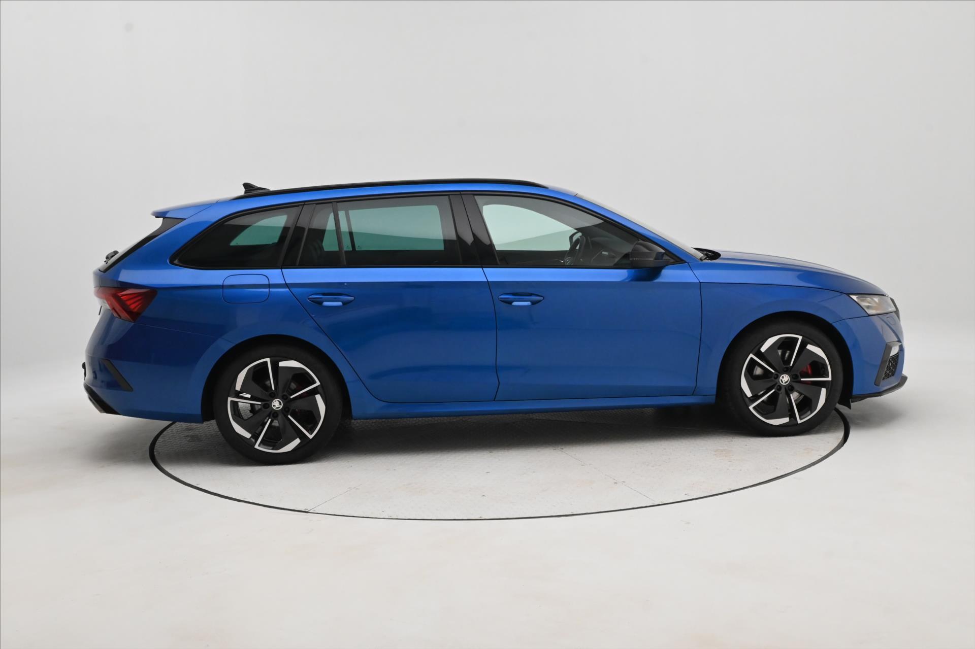 Hlavní fotografie vozu Škoda Octavia 2,0 TDI 147kW RS Panorama Záruka až 5 let (4)