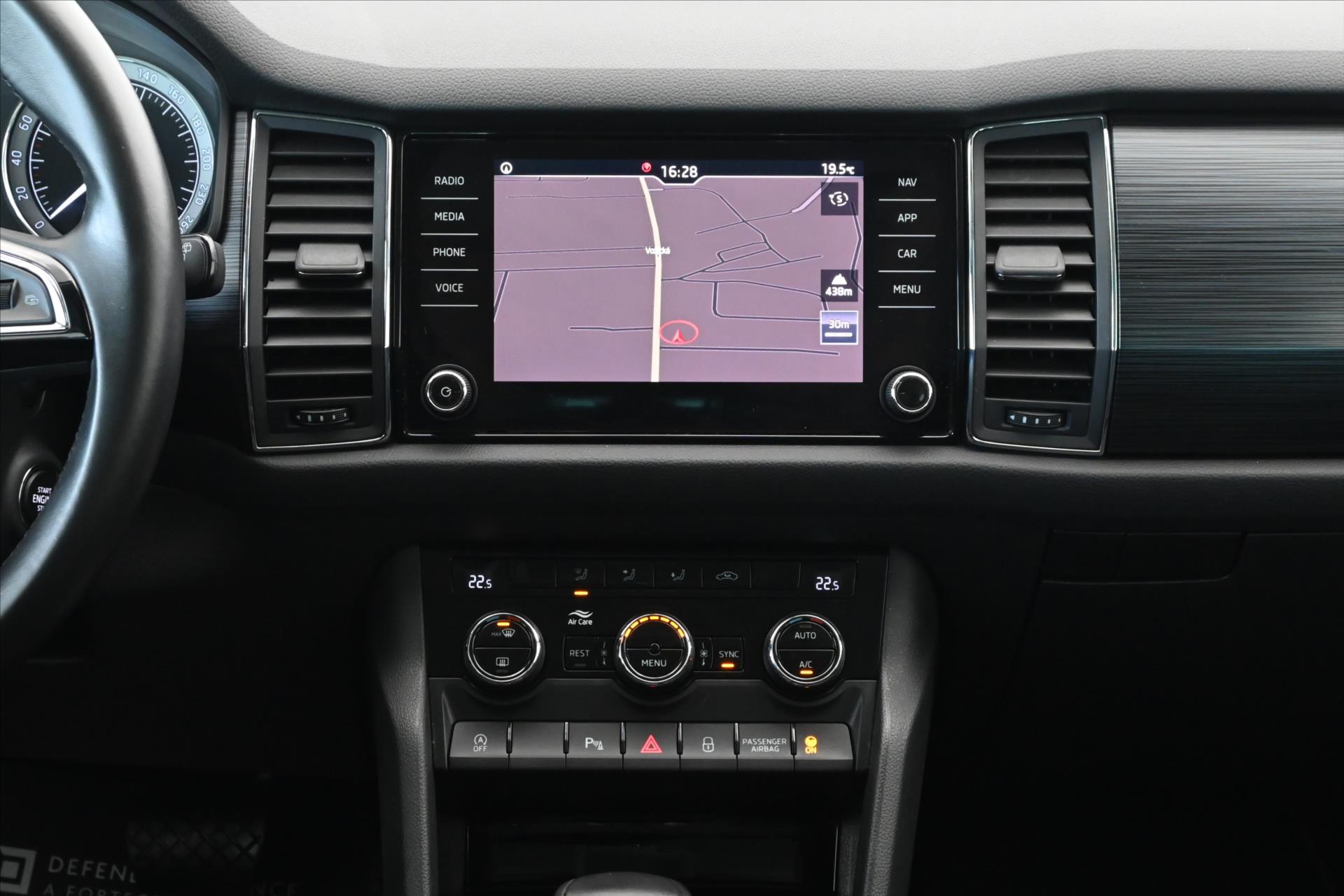 Hlavní fotografie vozu Škoda Kodiaq 1,5 TSI 110 KW DSG Style Záruka až 5 let (13)