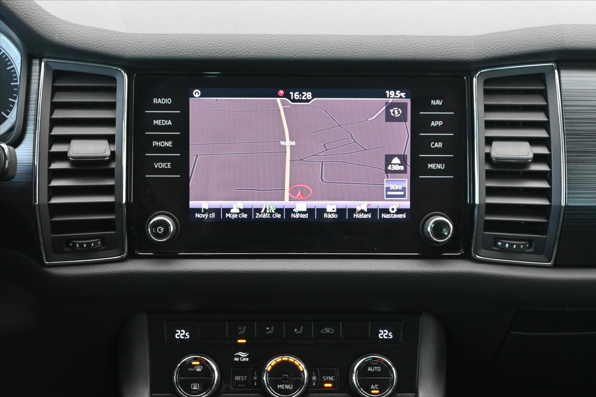 Hlavní fotografie vozu Škoda Kodiaq 1,5 TSI 110 KW DSG Style Záruka až 5 let (21)