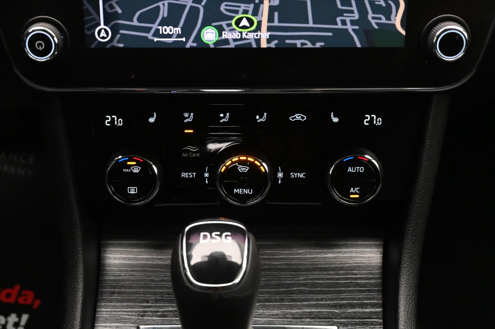 Main photo of the car Skoda Superb 1.5 TSI 110 kW DSG Business Warranty up to 5 years (24)