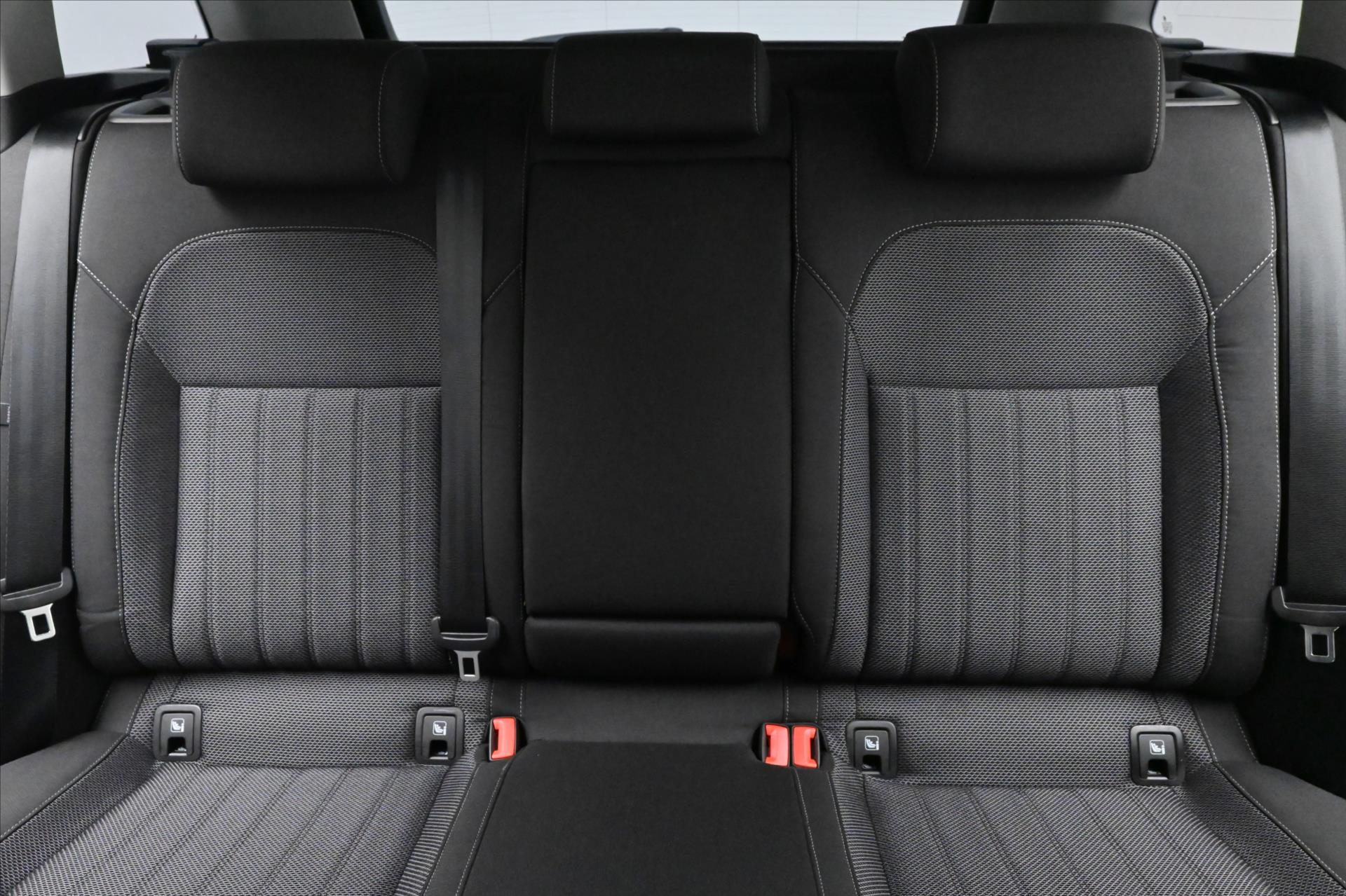 Main photo of the car Skoda Superb 1.5 TSI 110 kW DSG Business Warranty up to 5 years (30)