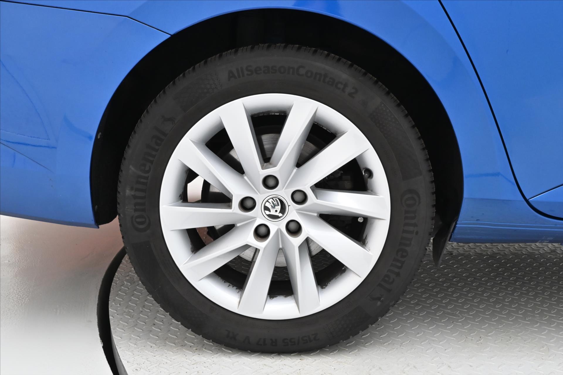 Main photo of the car Skoda Superb 1.5 TSI 110 kW DSG Business Warranty up to 5 years (35)