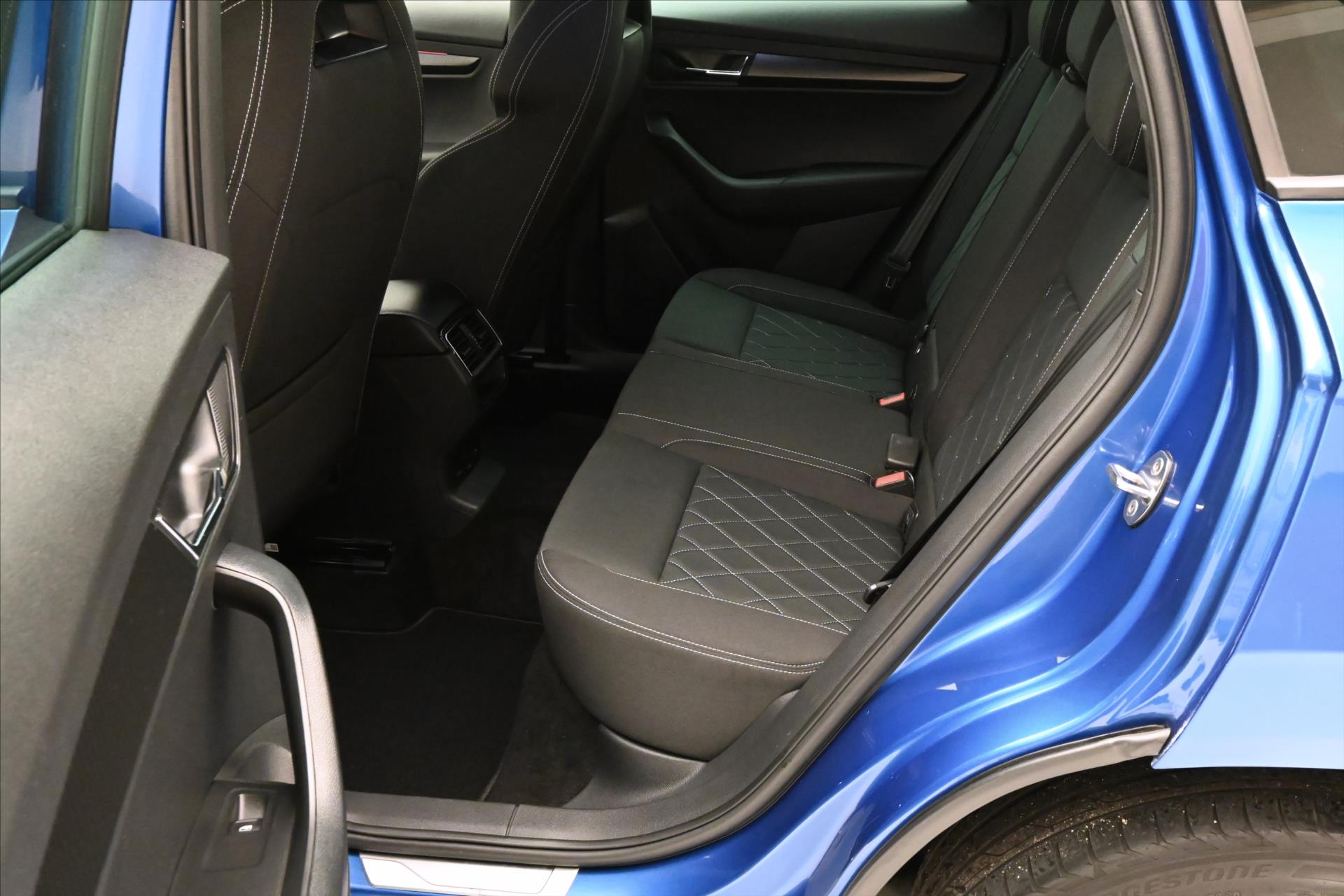 Hlavní fotografie vozu Škoda Karoq 1,5 TSi 110 kW SportLine ZÁRUKA AŽ 5 LET (14)