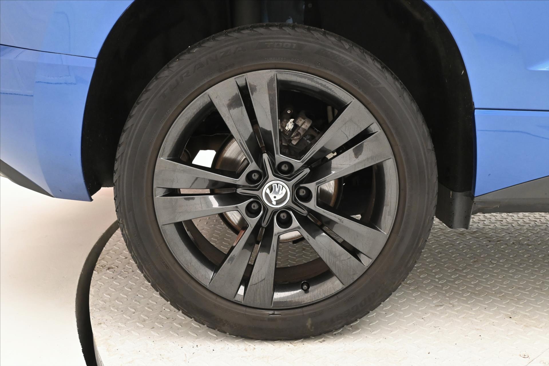 Hlavní fotografie vozu Škoda Karoq 1,5 TSi 110 kW SportLine ZÁRUKA AŽ 5 LET (32)