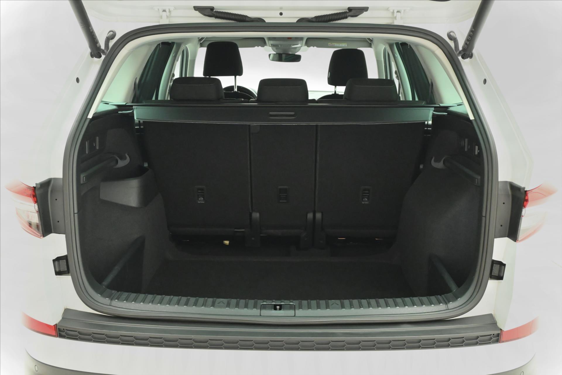 Main photo of the car Skoda Kodiaq 2.0 TDI 147 KW DSG 4X4 TOWING Warranty up to 5 years (10)
