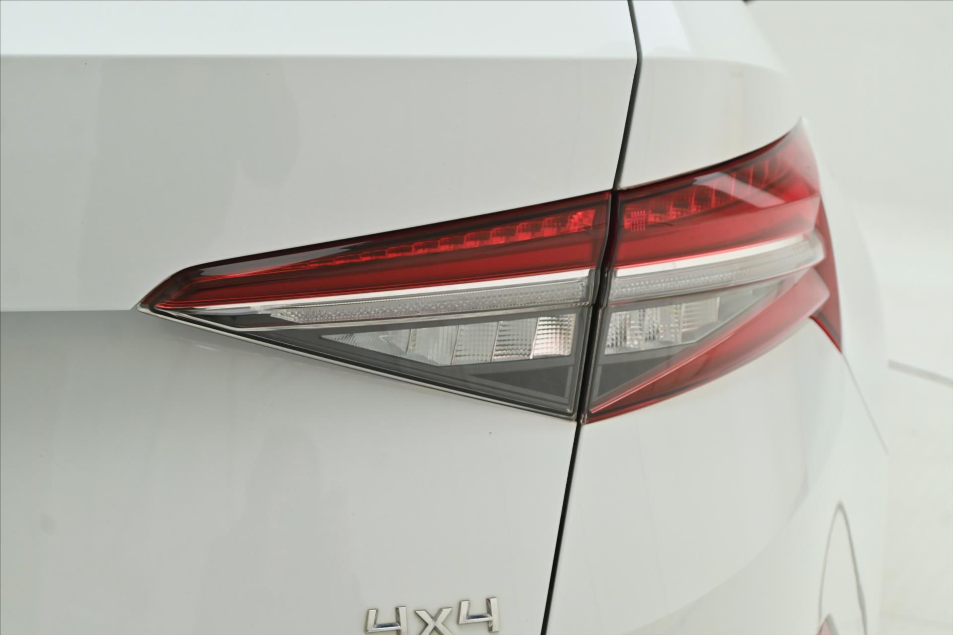Main photo of the car Skoda Kodiaq 2.0 TDI 147 KW DSG 4X4 TOWING Warranty up to 5 years (34)