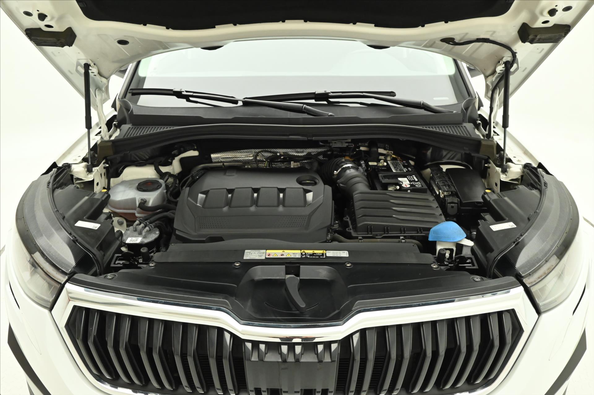 Main photo of the car Skoda Kodiaq 2.0 TDI 147 KW DSG 4X4 TOWING Warranty up to 5 years (9)