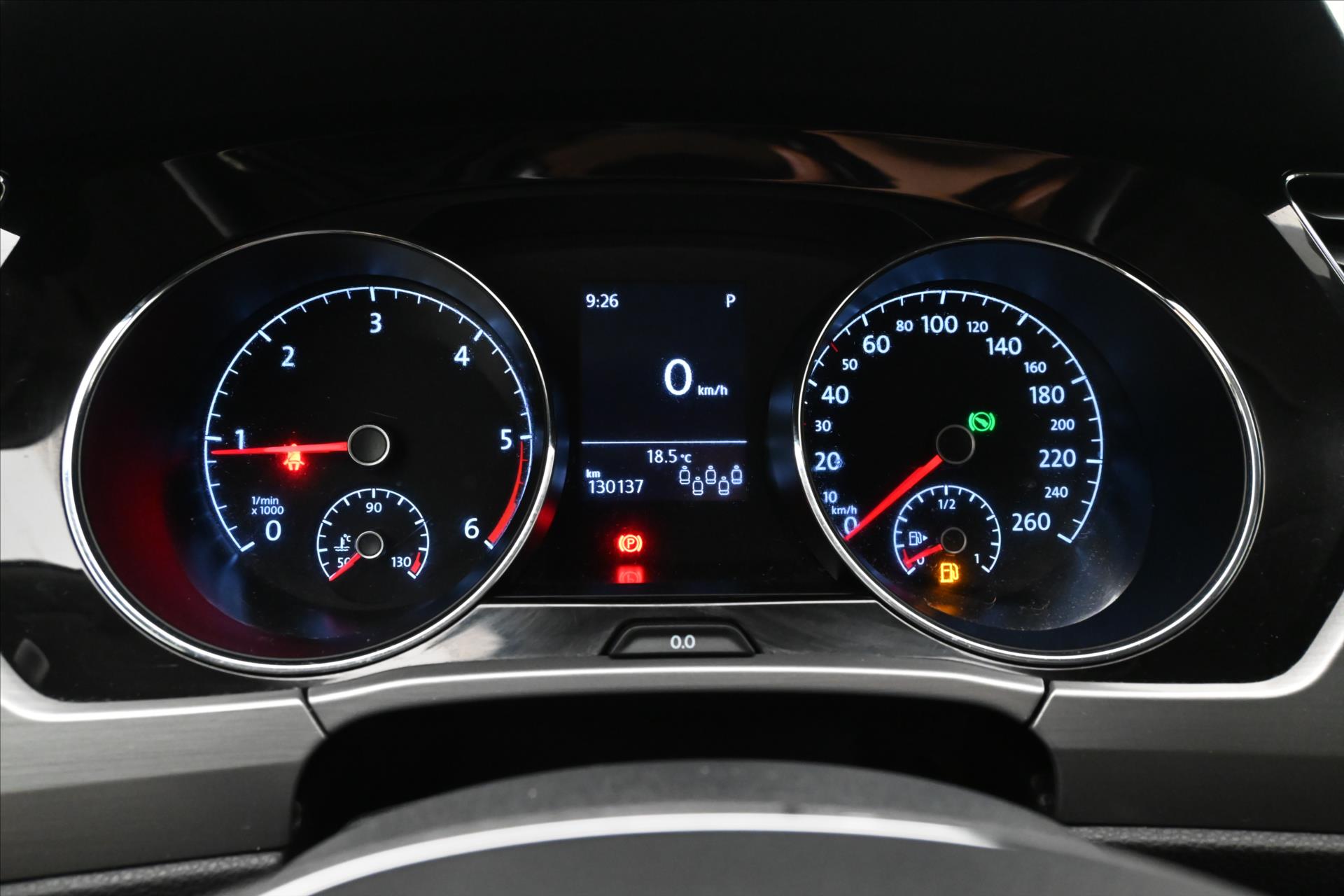 Hlavní fotografie vozu Volkswagen Touran 2,0 TDI 110 kW DSG 7/Míst Comfortline ZÁRUKA AŽ 5 LET (17)