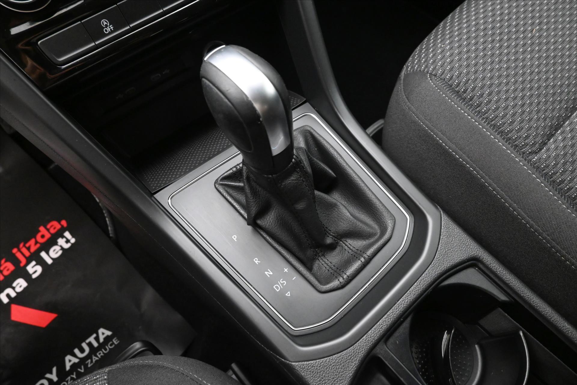 Hlavní fotografie vozu Volkswagen Touran 2,0 TDI 110 kW DSG 7/Míst Comfortline ZÁRUKA AŽ 5 LET (22)