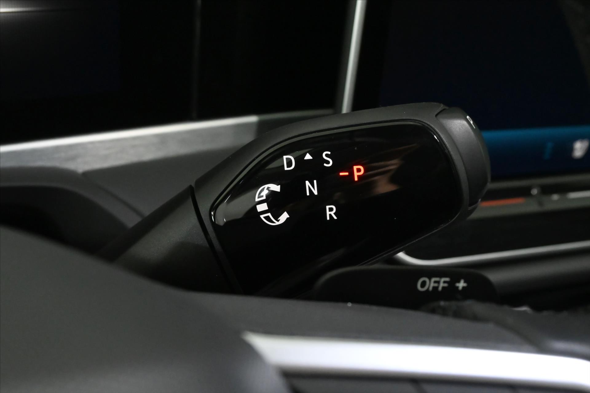 Hlavní fotografie vozu Volkswagen Passat 2,0 TDi 110 kW*DSG*ELEGANCE*Záruka až 5 let (19)