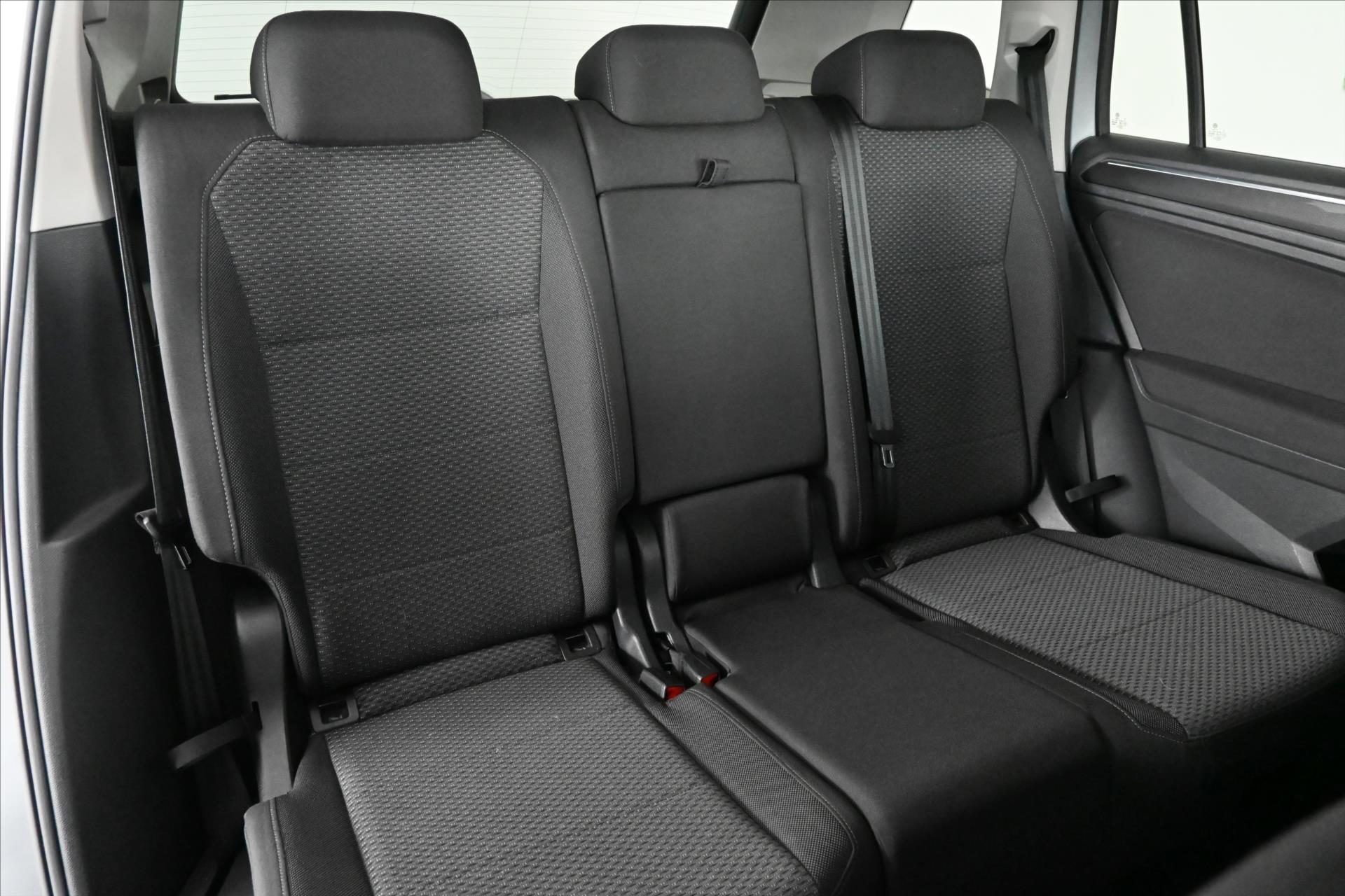 Main photo of the car Volkswagen Tiguan allspace 2.0 TDI 110 kW Comfortline Warranty up to 5 years (32)