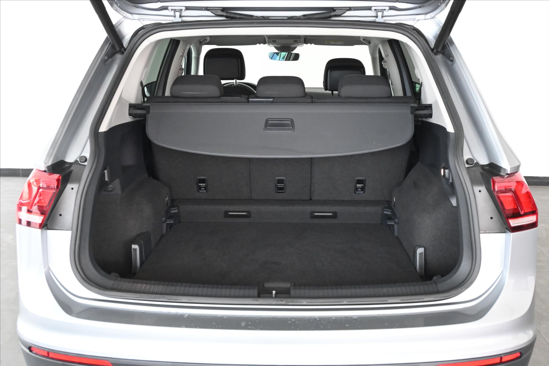 Main photo of the car Volkswagen Tiguan allspace 2.0 TDI 110 kW Comfortline Warranty up to 5 years (7)