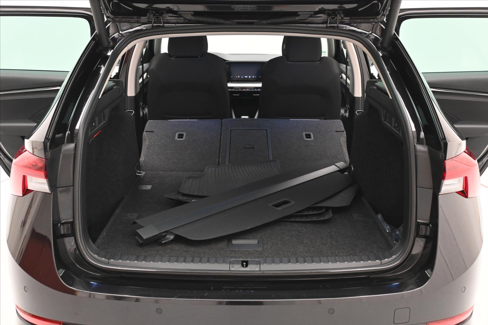 Main photo of the car Skoda Octavia 2.0 TDI 110KW DSG Ambition Warranty up to 5 years (11)
