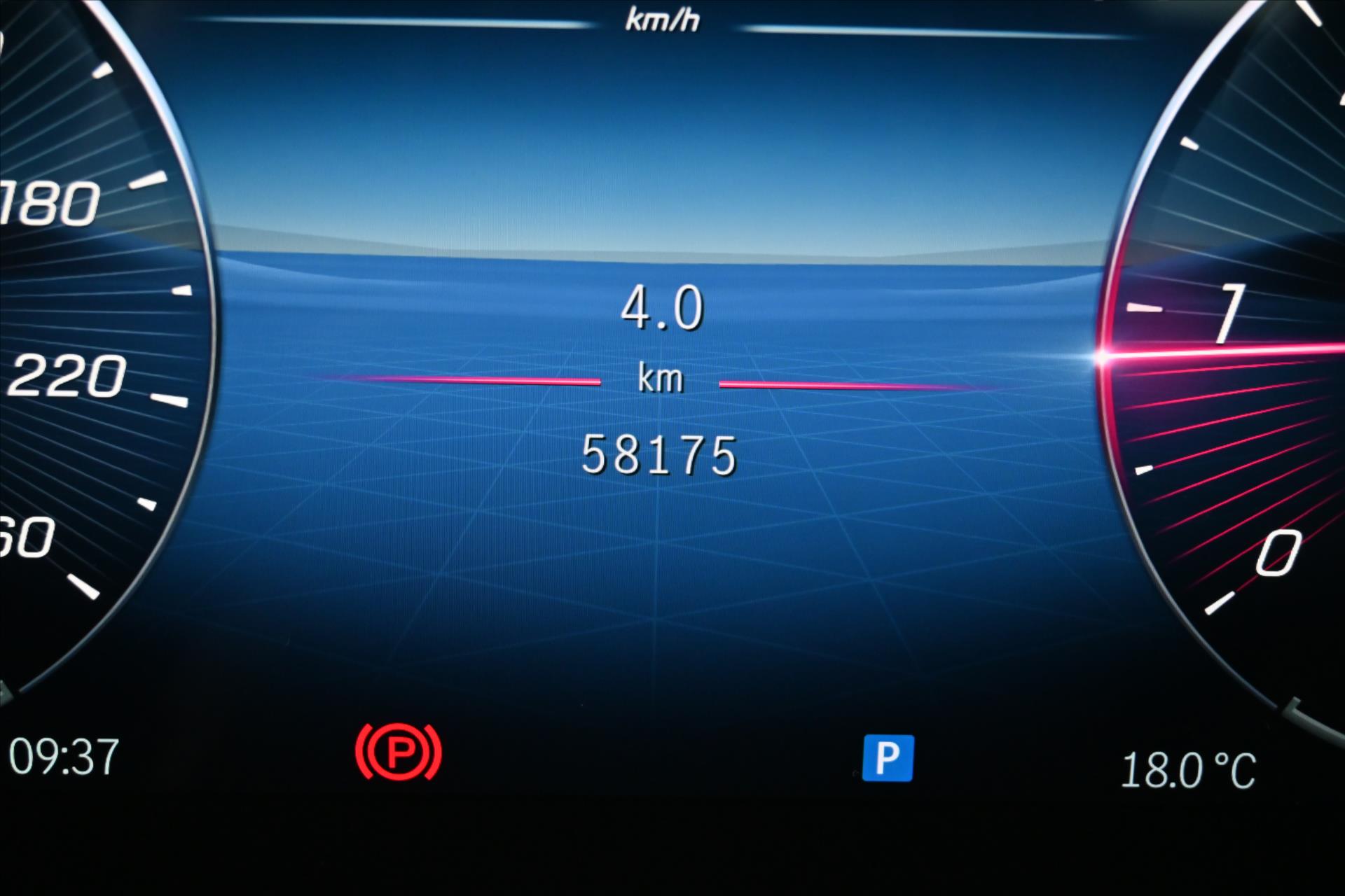 Hlavní fotografie vozu Mercedes-Benz Třídy C 2,0 220d 145 kW 9G-Tronic Avantgarde Záruka až 5 let (15)