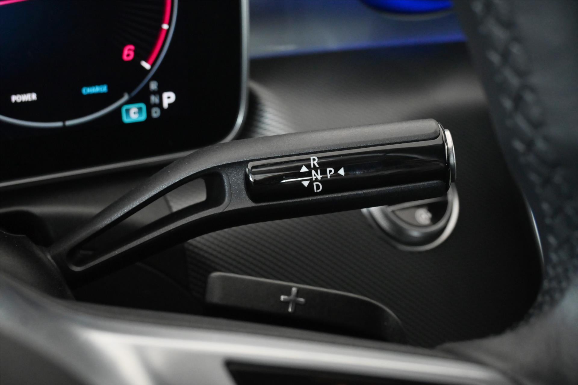 Hlavní fotografie vozu Mercedes-Benz Třídy C 2,0 220d 145kW 9G-Tronic Avantgarde Záruka až 5 let (19)