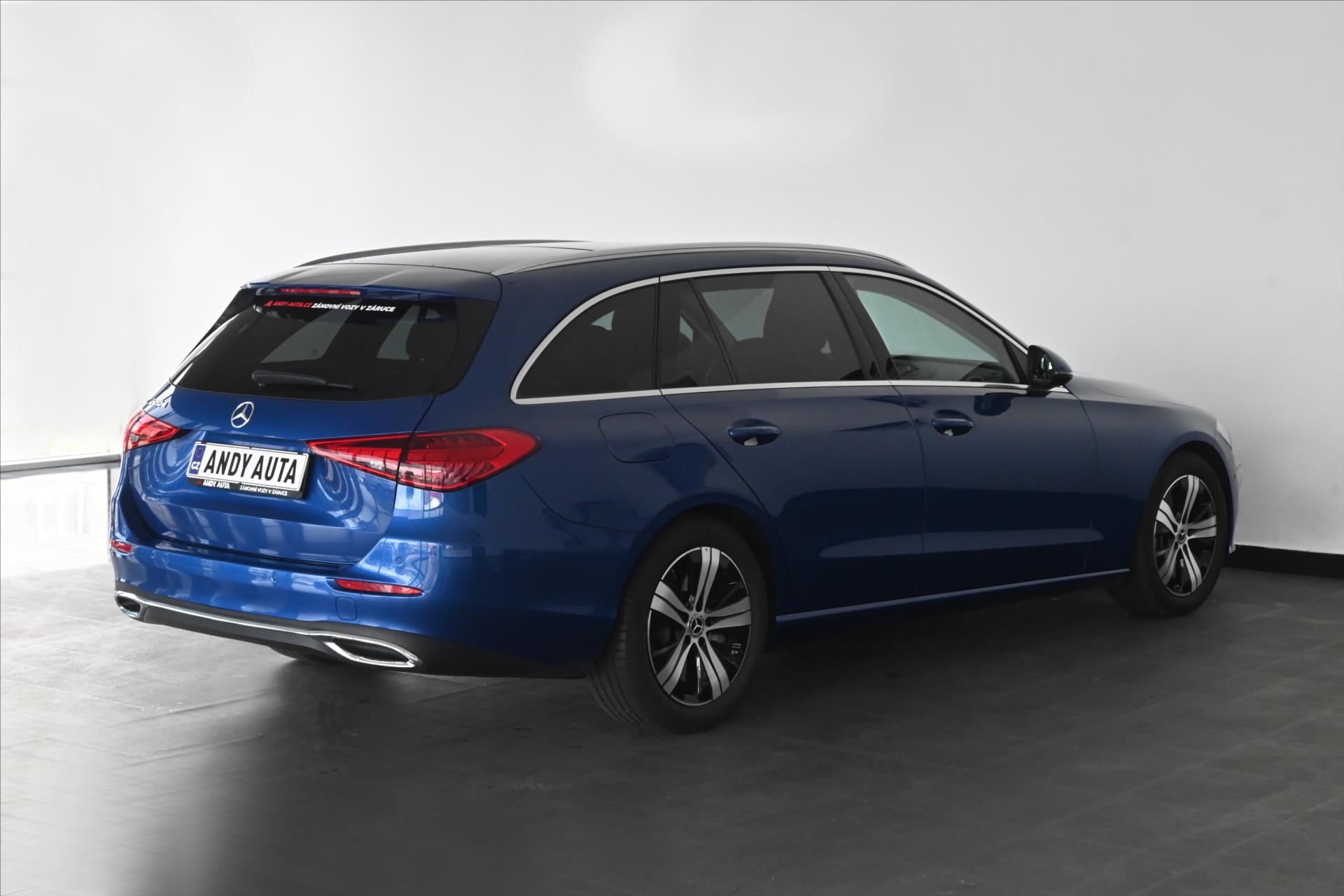 Hlavní fotografie vozu Mercedes-Benz Třídy C 2,0 220d 147 kW 9G-Tronic Avantgarde Záruka až 5 let (3)