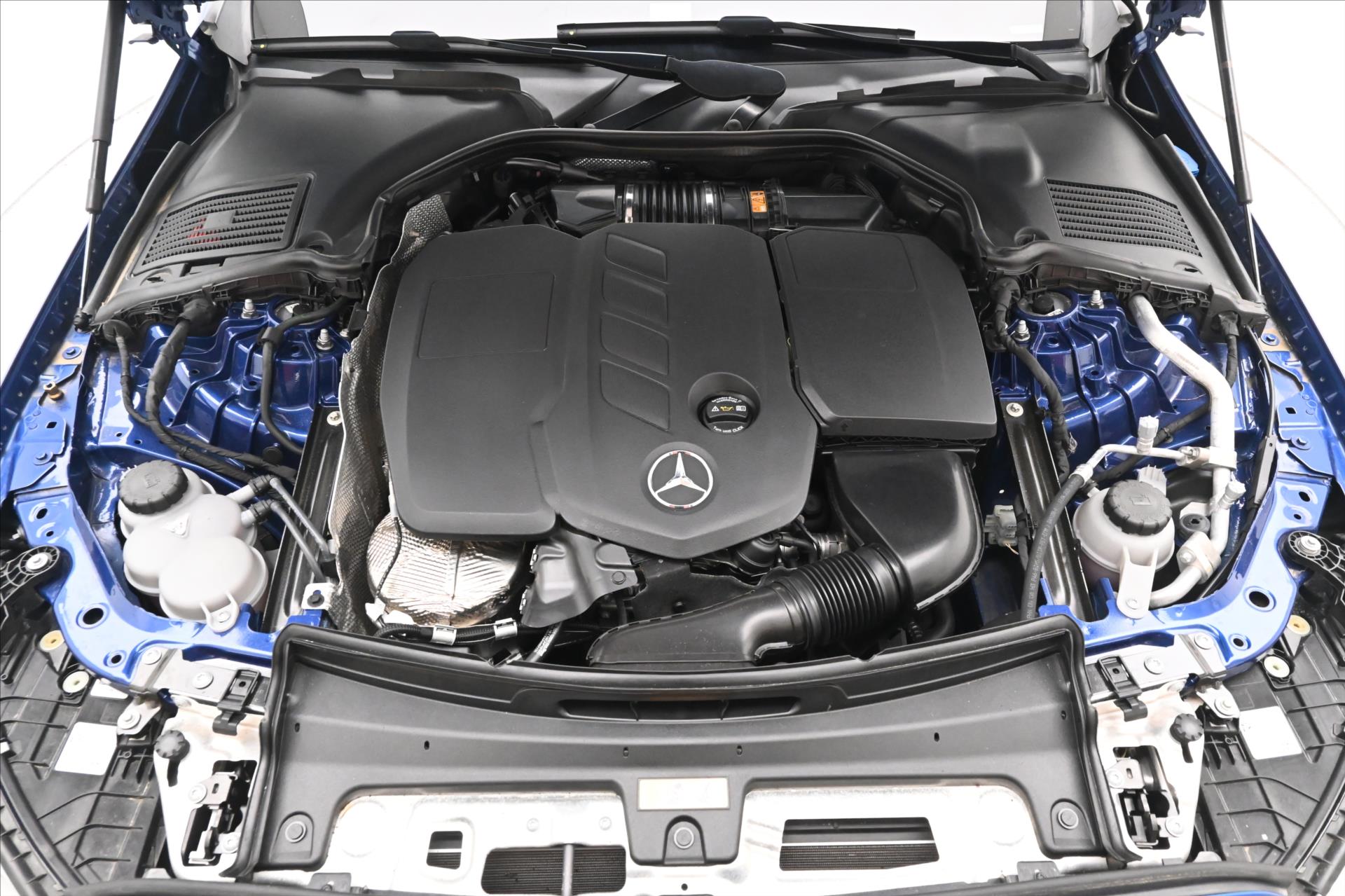 Main photo of the car Mercedes-Benz Class c 2.0 220d 147 kW 9G-Tronic Avantgarde Warranty up to 5 years (9)