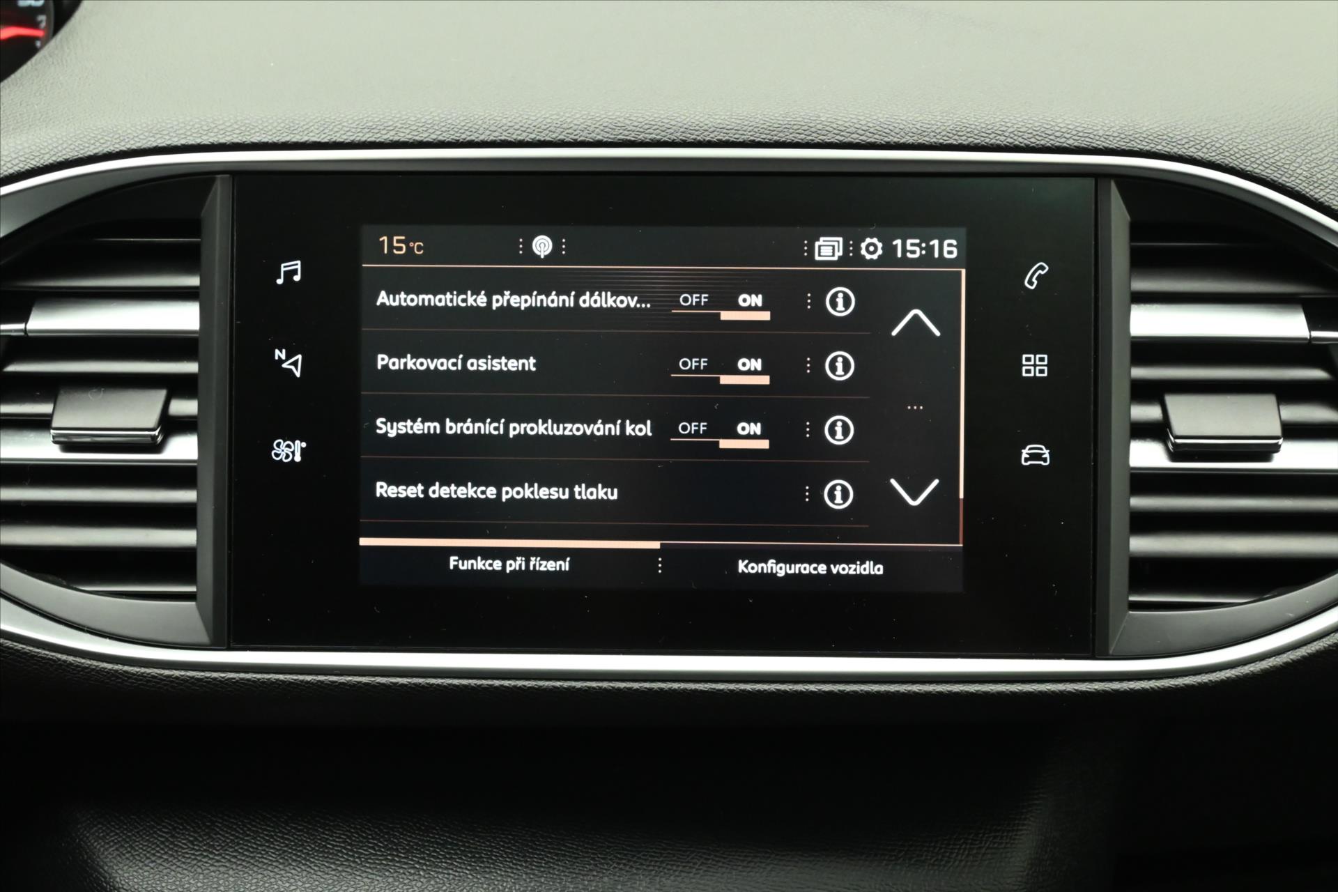 Main photo of the car Peugeot 308 1.5 BlueHDi SW 96 kW Warranty up to 5 years (21)