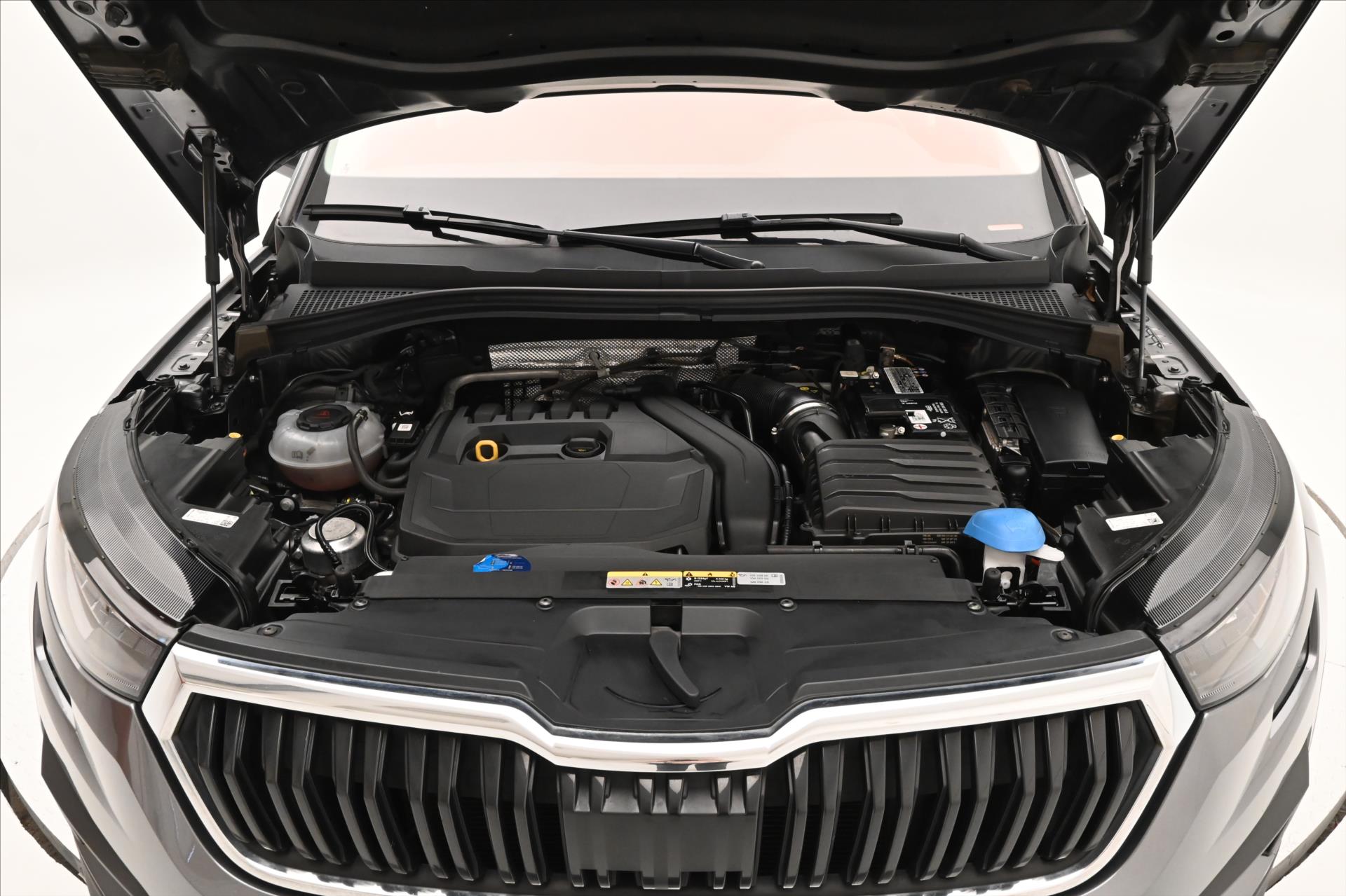Hlavní fotografie vozu Škoda Kodiaq 1,5 TSI 110 kW 7míst Clever Záruka až 5 let (10)