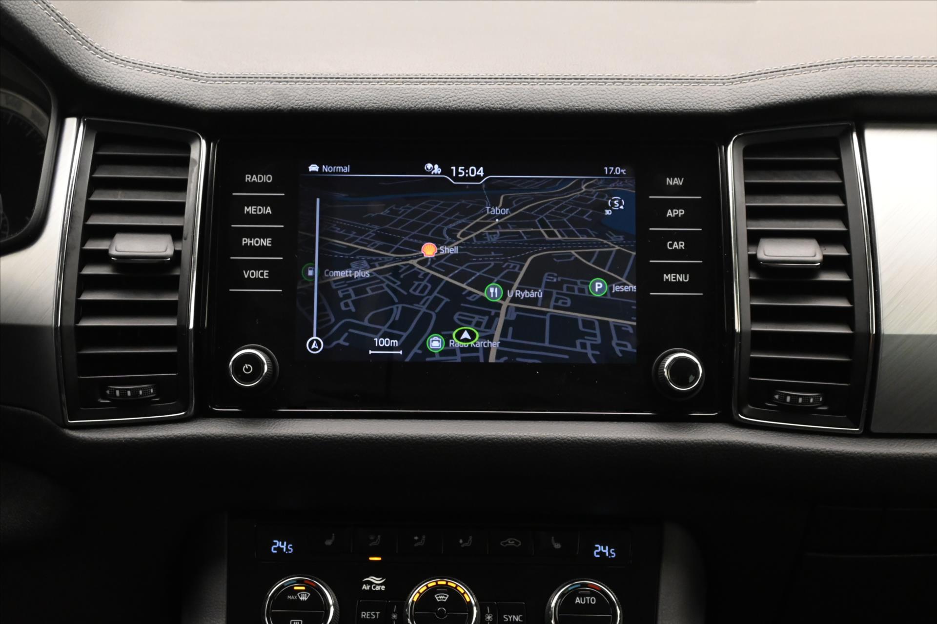 Hlavní fotografie vozu Škoda Kodiaq 1,5 TSI 110 kW 7míst Clever Záruka až 5 let (21)