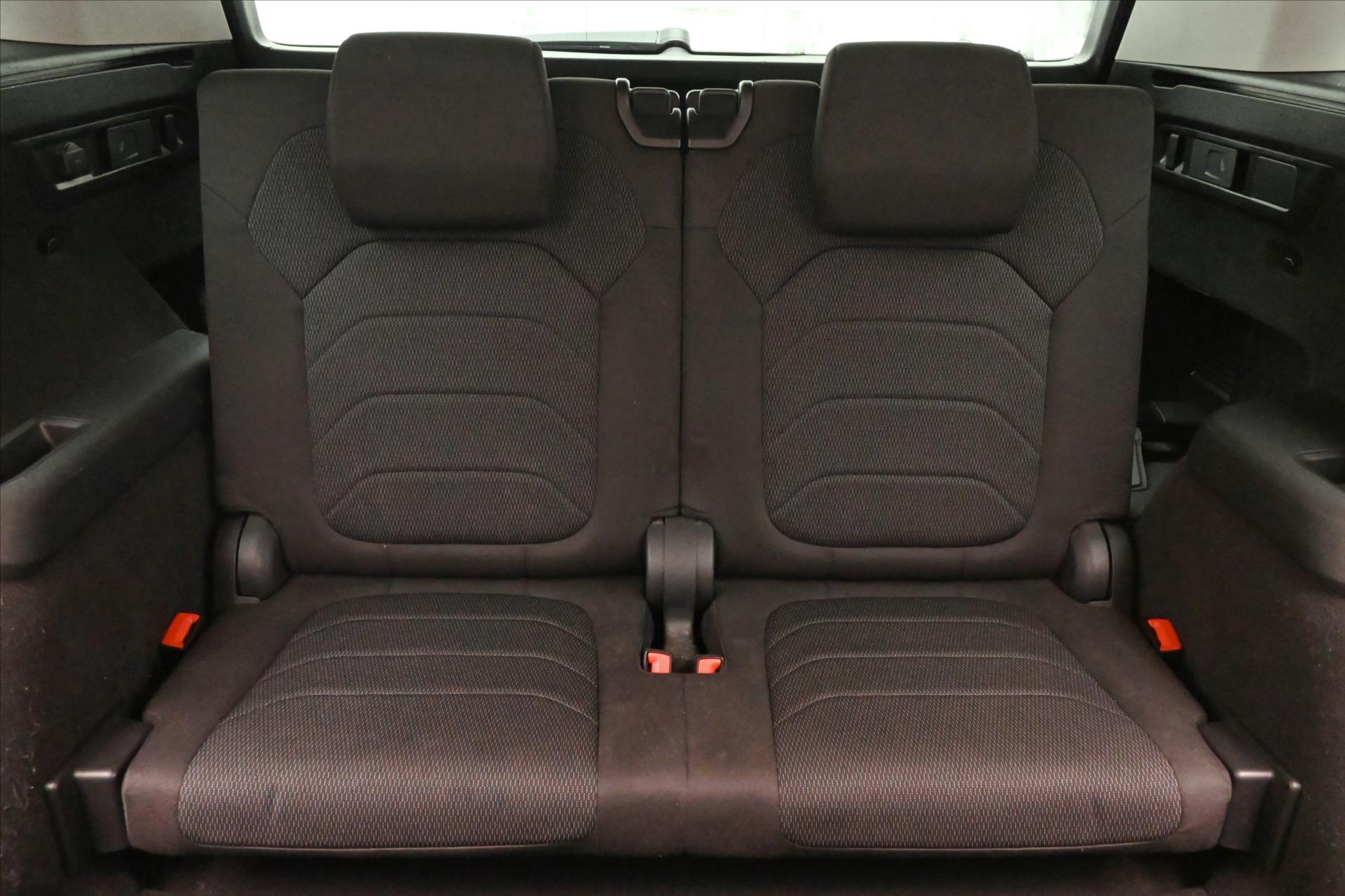 Hlavní fotografie vozu Škoda Kodiaq 1,5 TSI 110 kW 7míst Clever Záruka až 5 let (30)