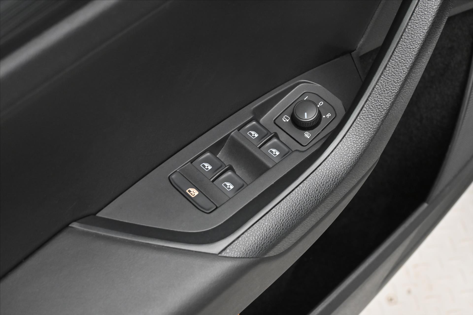 Hlavní fotografie vozu Škoda Kodiaq 1,5 TSI 110 kW DSG Business Záruka až 5 let (27)