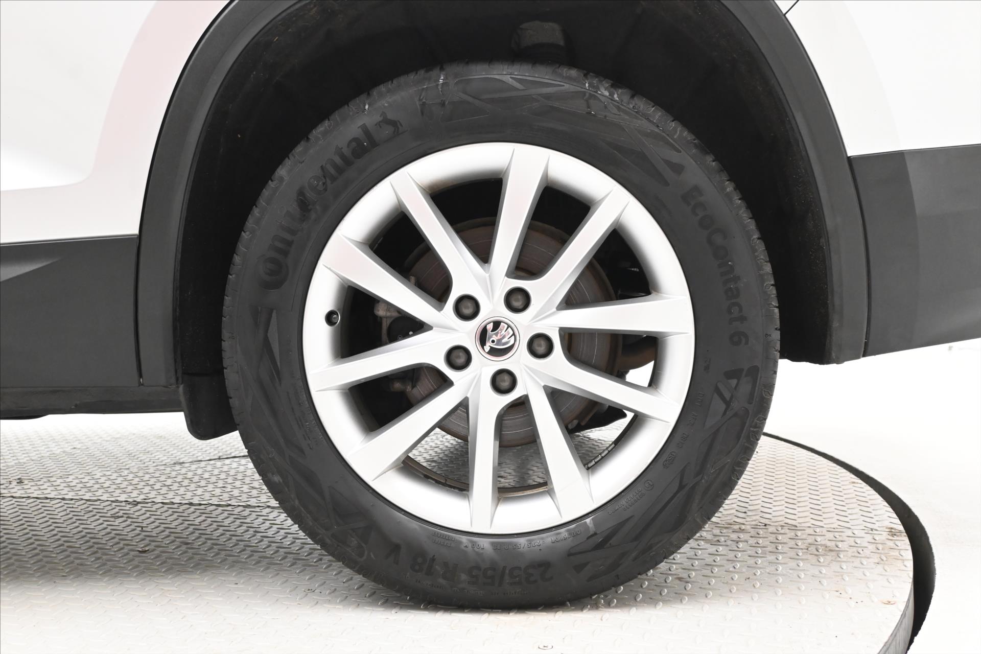 Hlavní fotografie vozu Škoda Kodiaq 1,5 TSI 110 kW DSG Business Záruka až 5 let (33)