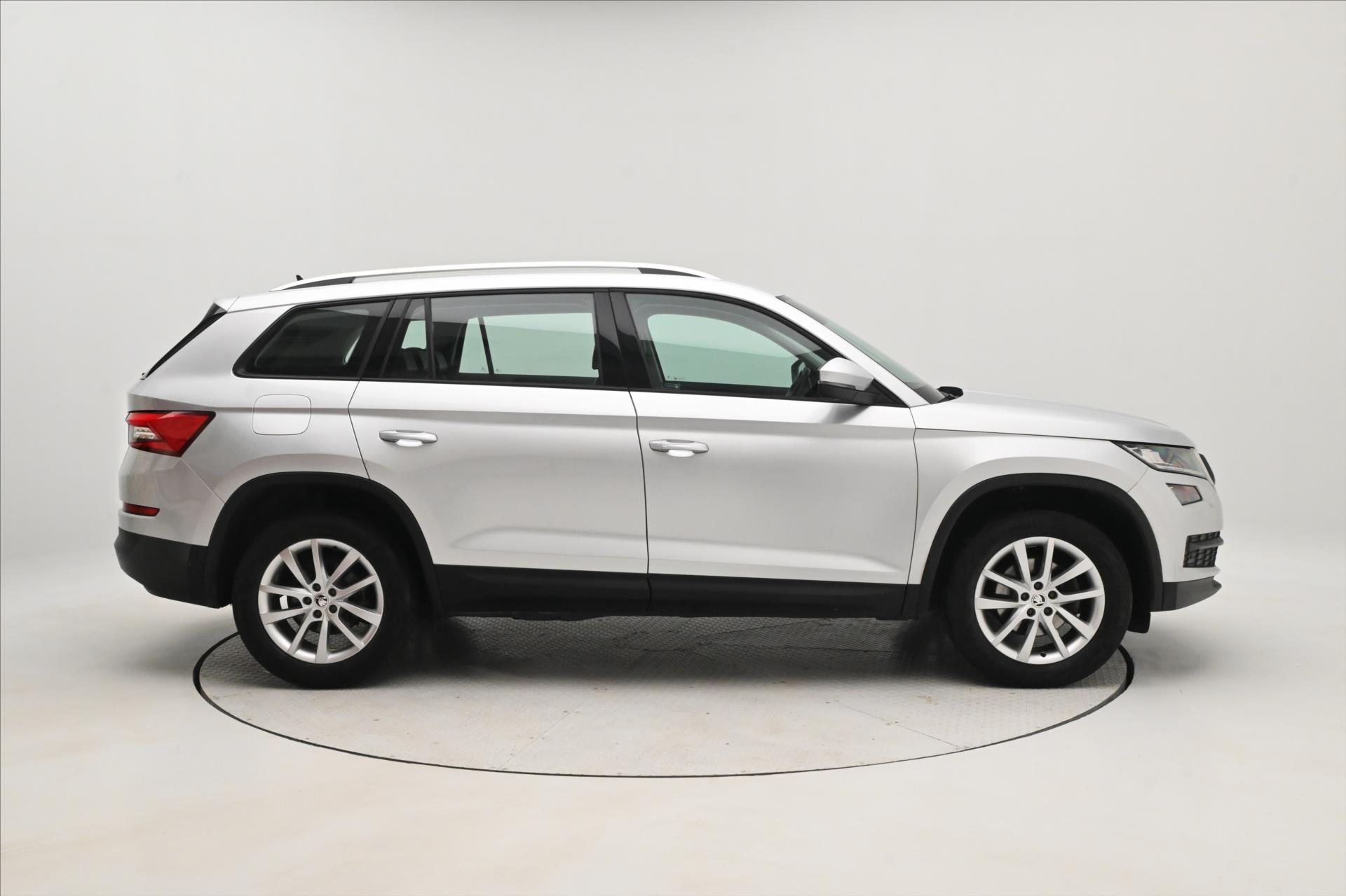 Hlavní fotografie vozu Škoda Kodiaq 1,5 TSI 110kW Business DSG Záruka až 5 let (3)