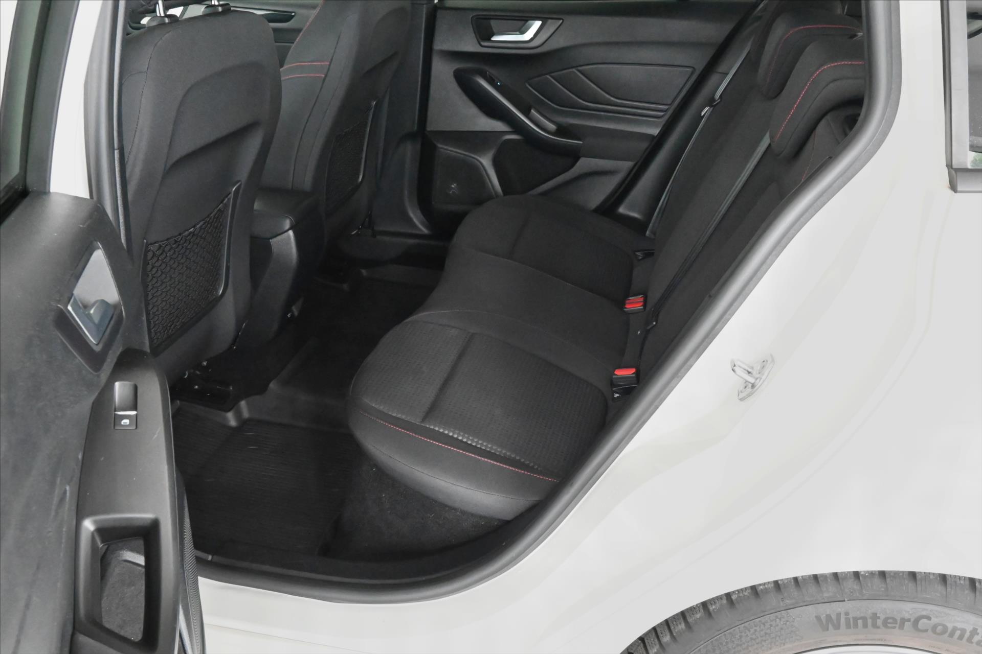 Hlavní fotografie vozu Ford Focus 1,5 EcoBlue 88 kW ST-Line AT/8 Záruka až 5 let (11)