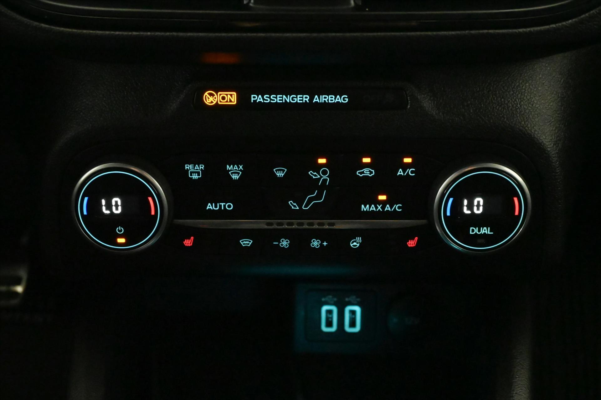 Hlavní fotografie vozu Ford Focus 1,5 EcoBlue 88 kW ST-Line AT/8 Záruka až 5 let (22)