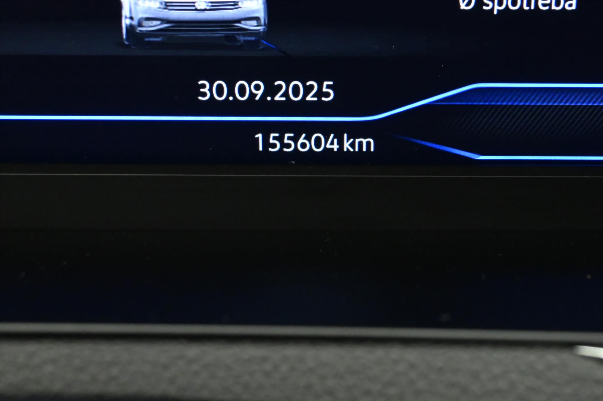 Hlavní fotografie vozu Volkswagen Passat 2,0 TDI 110 kW Business Záruka až 5 let (18)