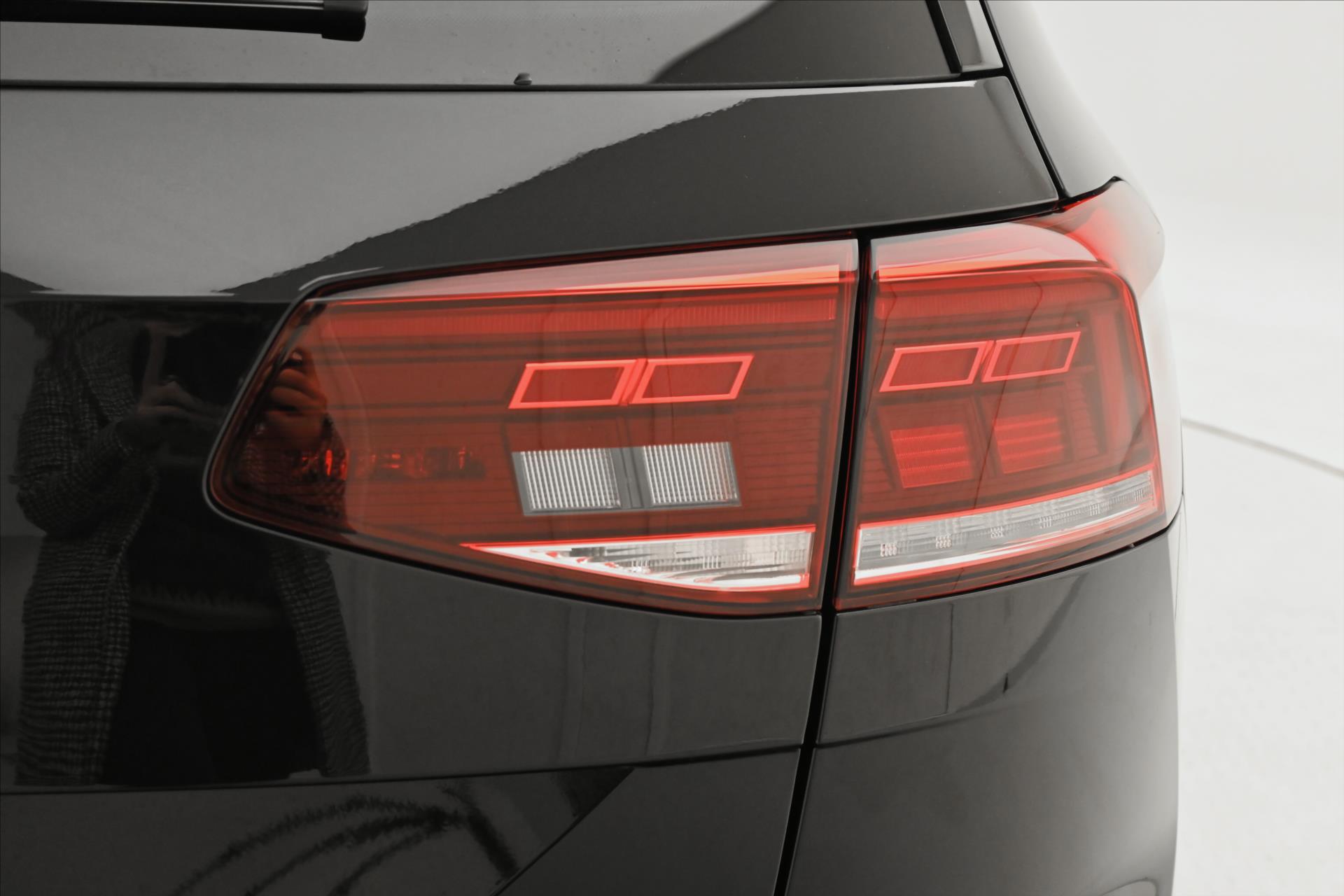 Hlavní fotografie vozu Volkswagen Passat 2,0 TDI 110 kW Business Záruka až 5 let (33)