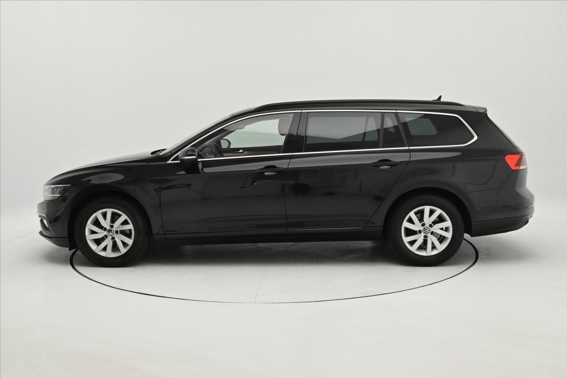 Hlavní fotografie vozu Volkswagen Passat 2,0 TDI 110 kW Business Záruka až 5 let (9)