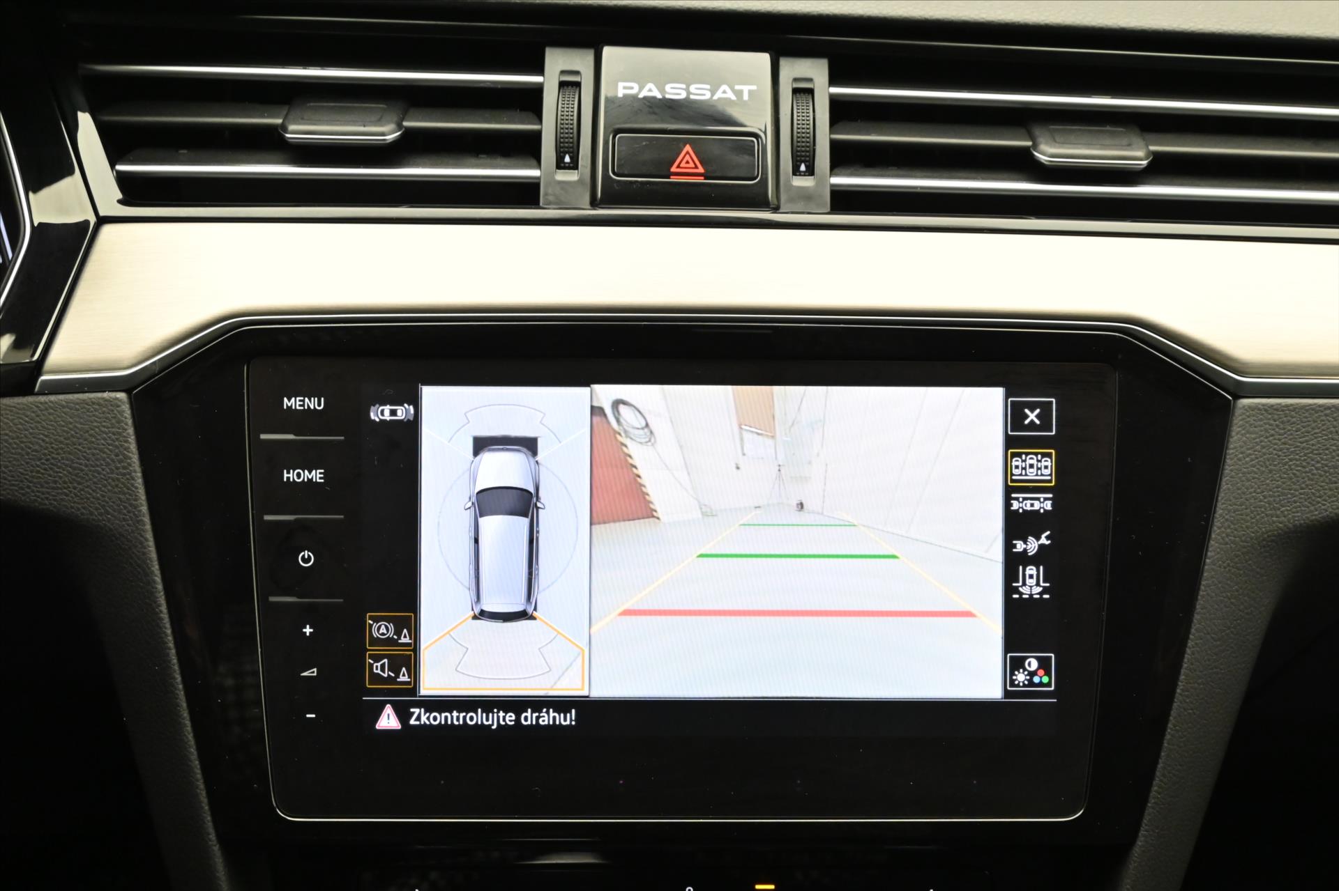 Hlavní fotografie vozu Volkswagen Passat 2,0 TDI 110kW Business Záruka až 5 let (21)