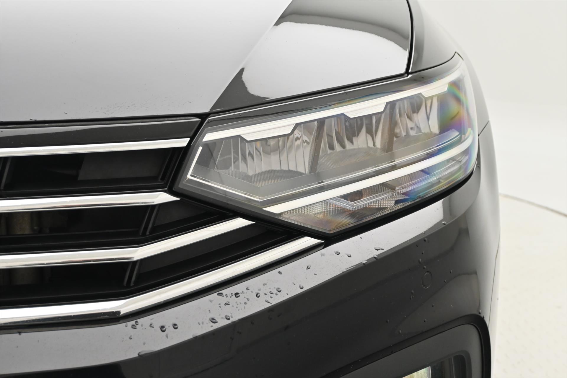 Hlavní fotografie vozu Volkswagen Passat 2,0 TDI 110kW Business Záruka až 5 let (31)