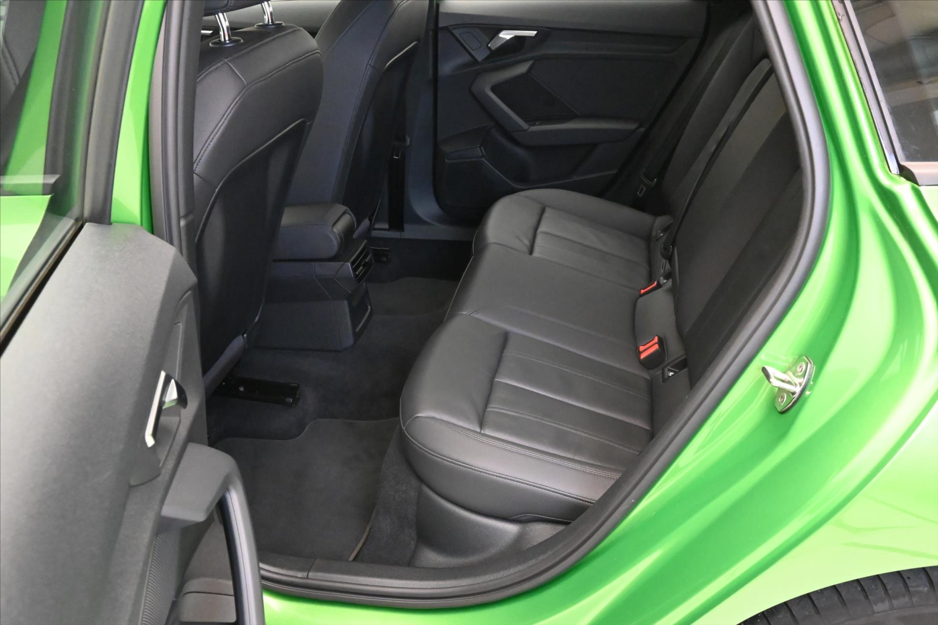 Hlavní fotografie vozu Audi A3 2,0 30 TDI 85 kW Sportback Záruka až 5 let (14)