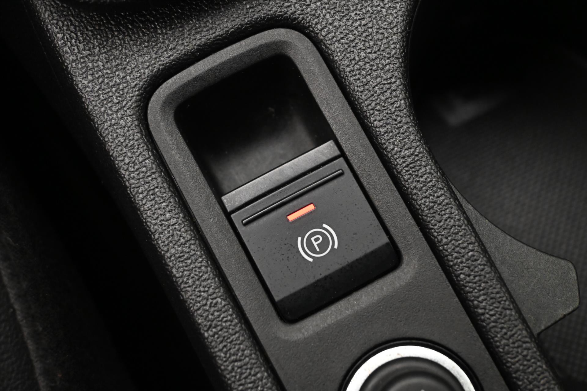 Hlavní fotografie vozu Audi A3 2,0 30 TDI 85 kW Sportback Záruka až 5 let (24)