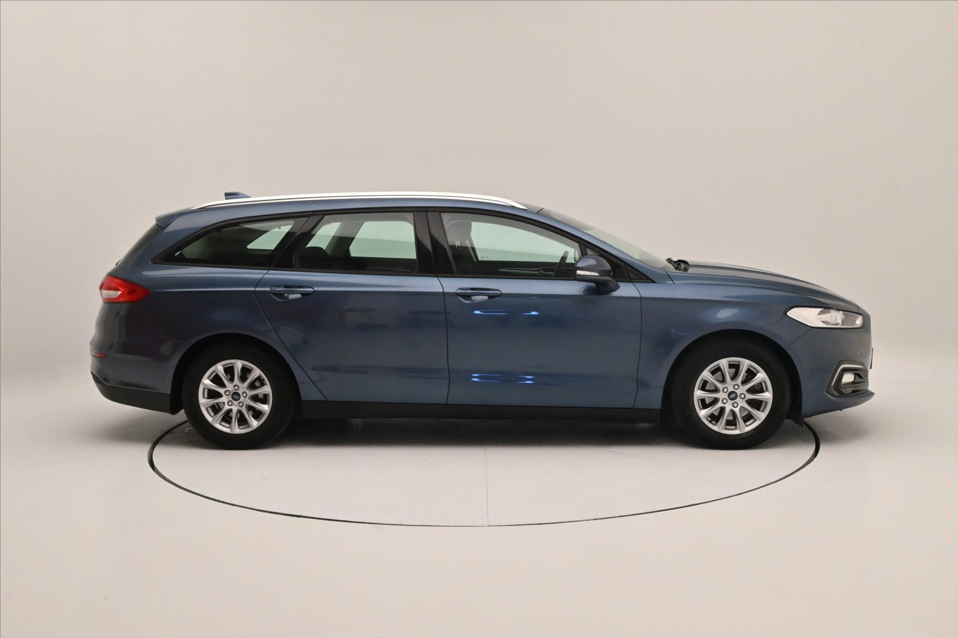 Hlavní fotografie vozu Ford Mondeo 2,0 TDCi 110kW AT8 Titanium Záruka až 5 let (4)